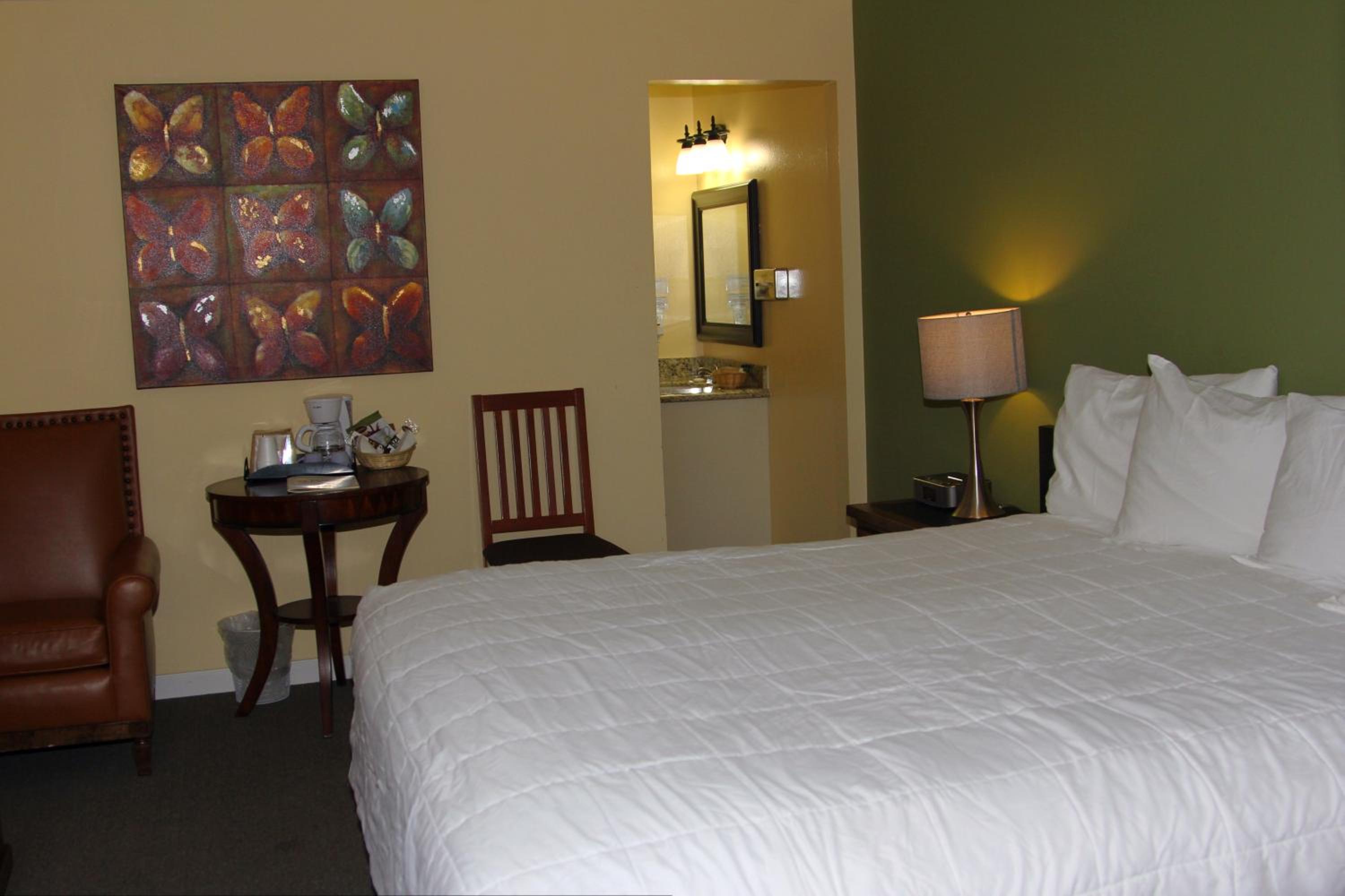 Superior King Room - Photo 1
