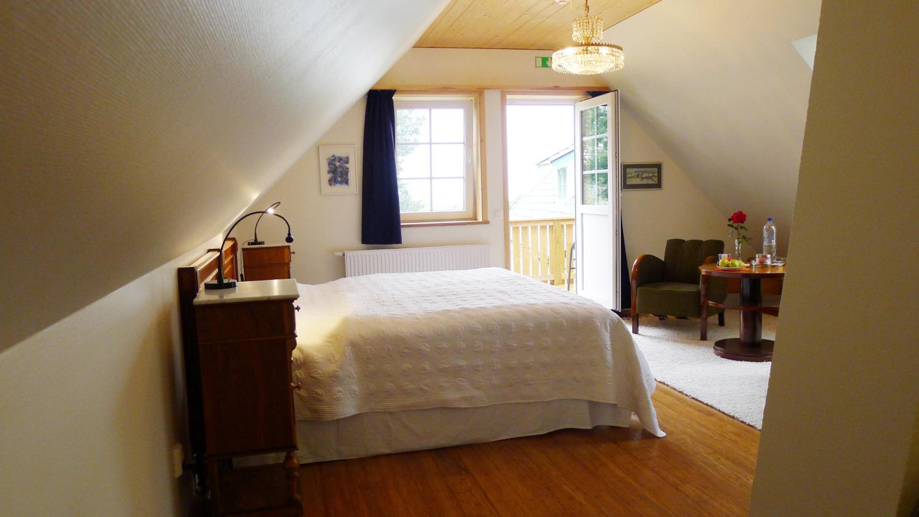 Deluxe Double or Twin Room with Balcony photo 2