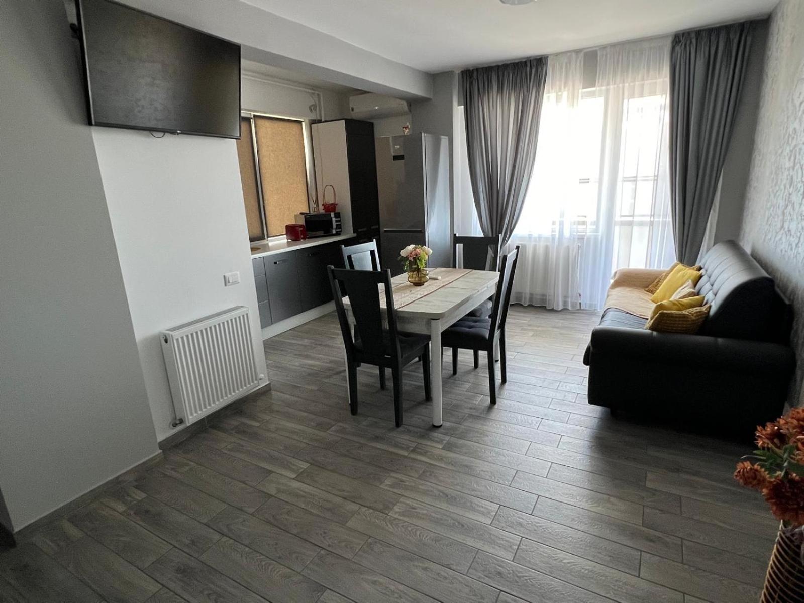 Deluxe Apartment photo 3