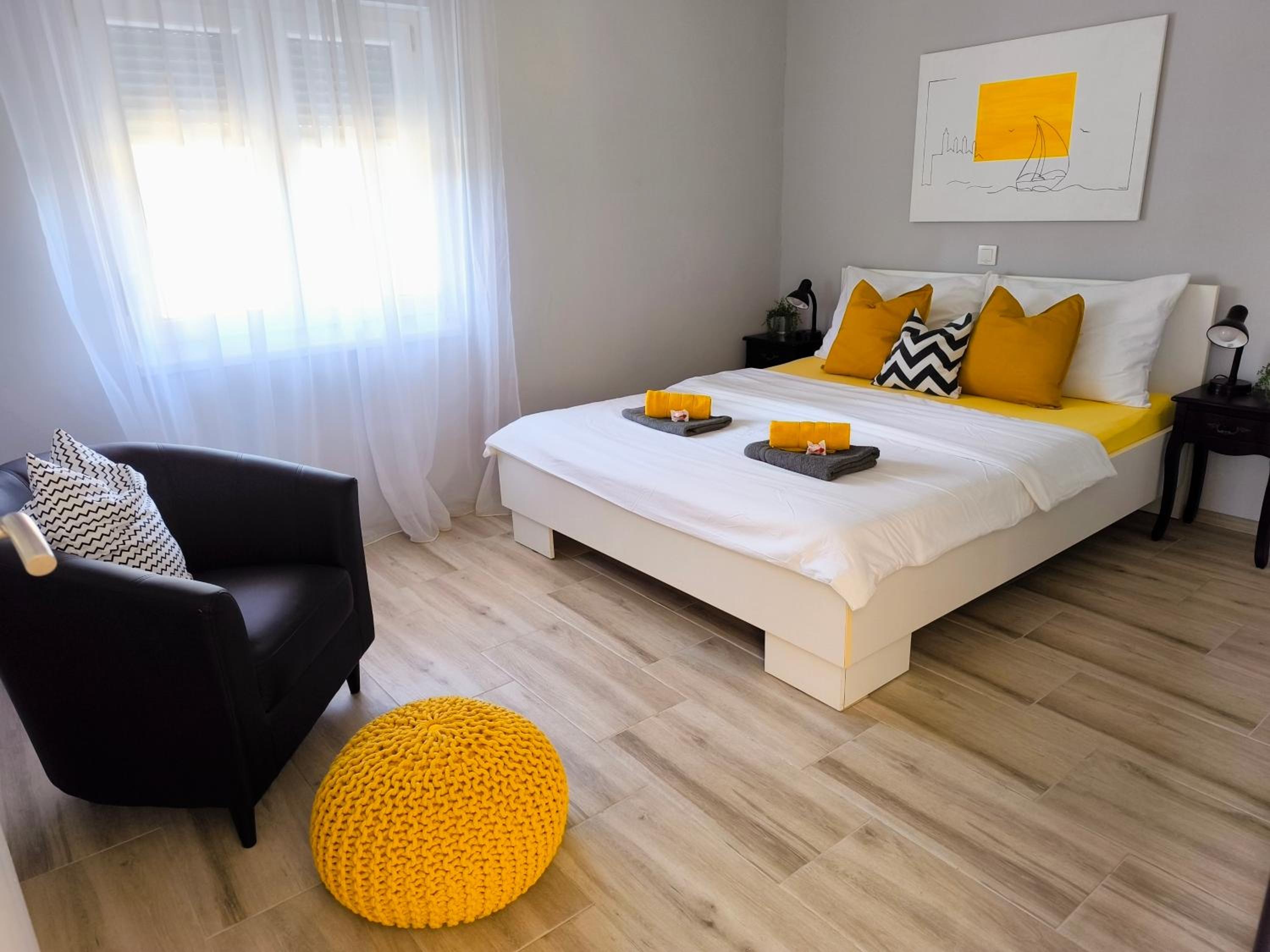 Apartment - Ground Floor photo 1