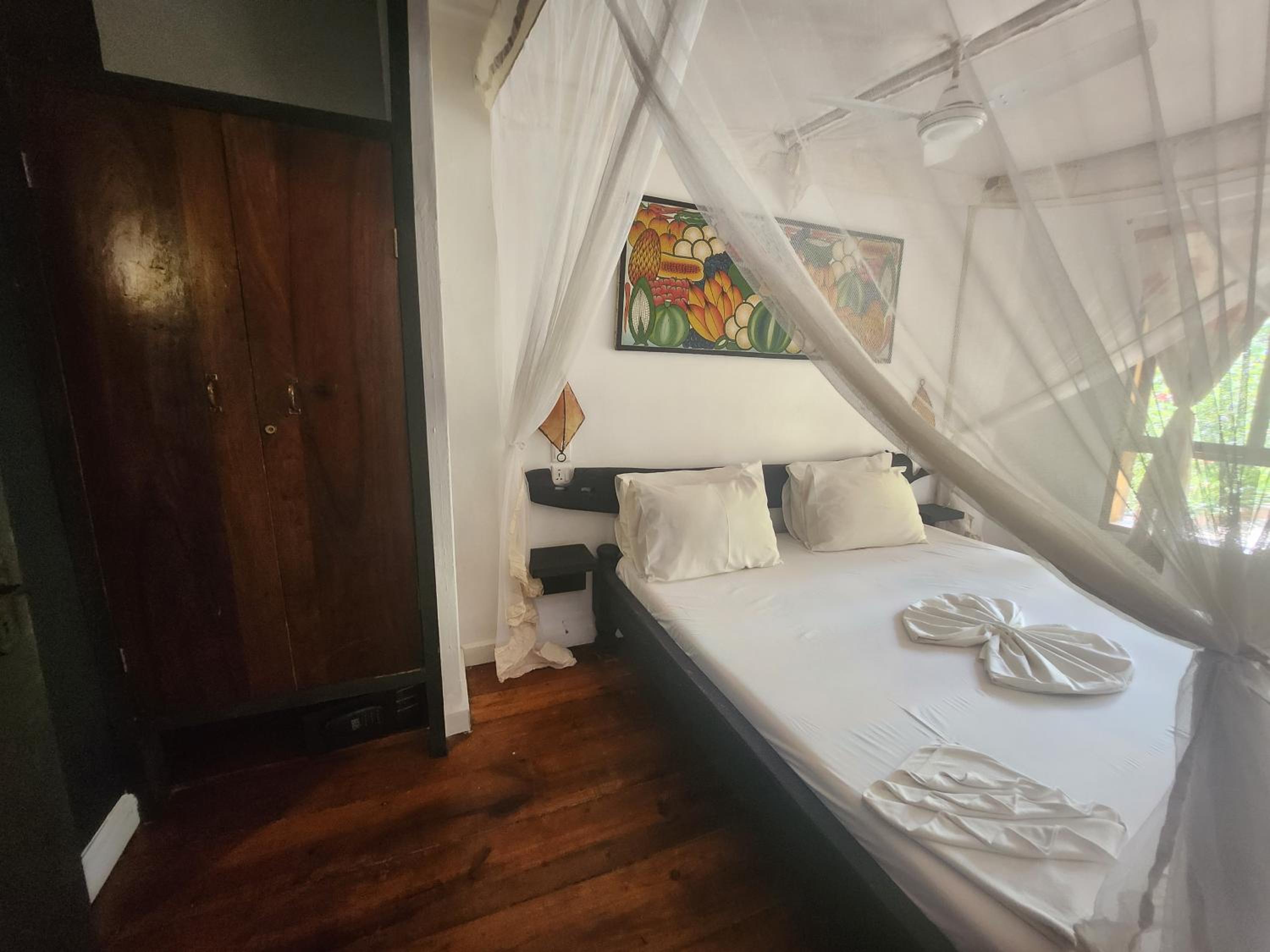 Double Room with Private Bathroom photo 3