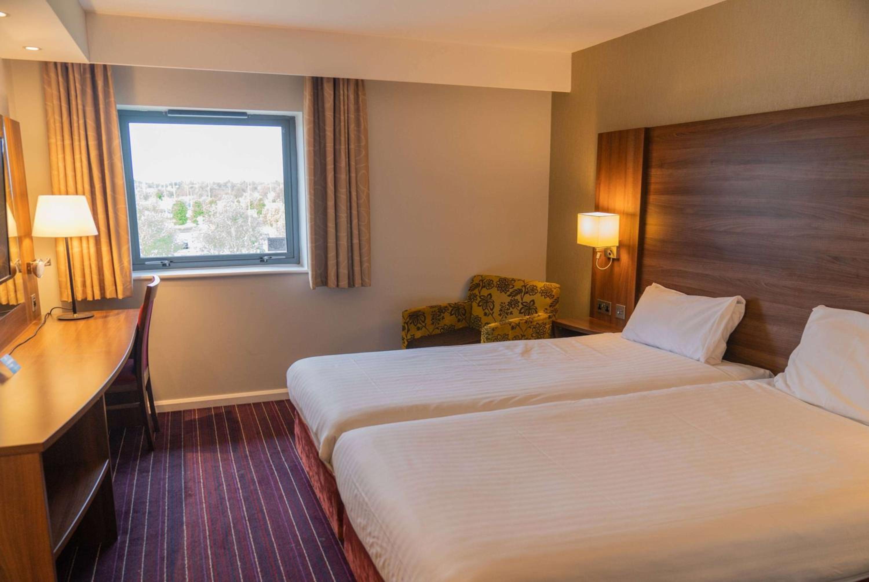 Twin Room - Photo 1