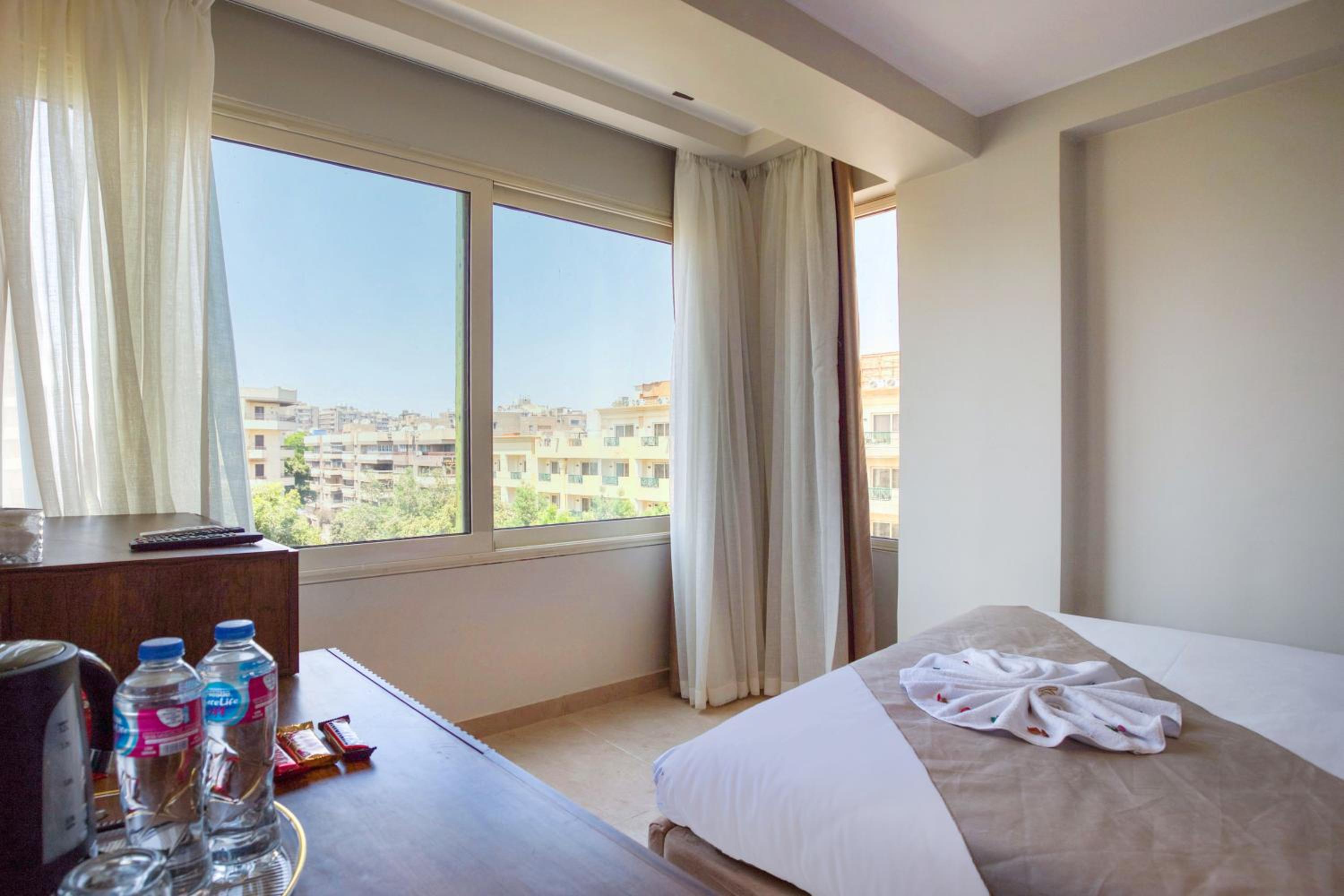 Suite with City View photo 1