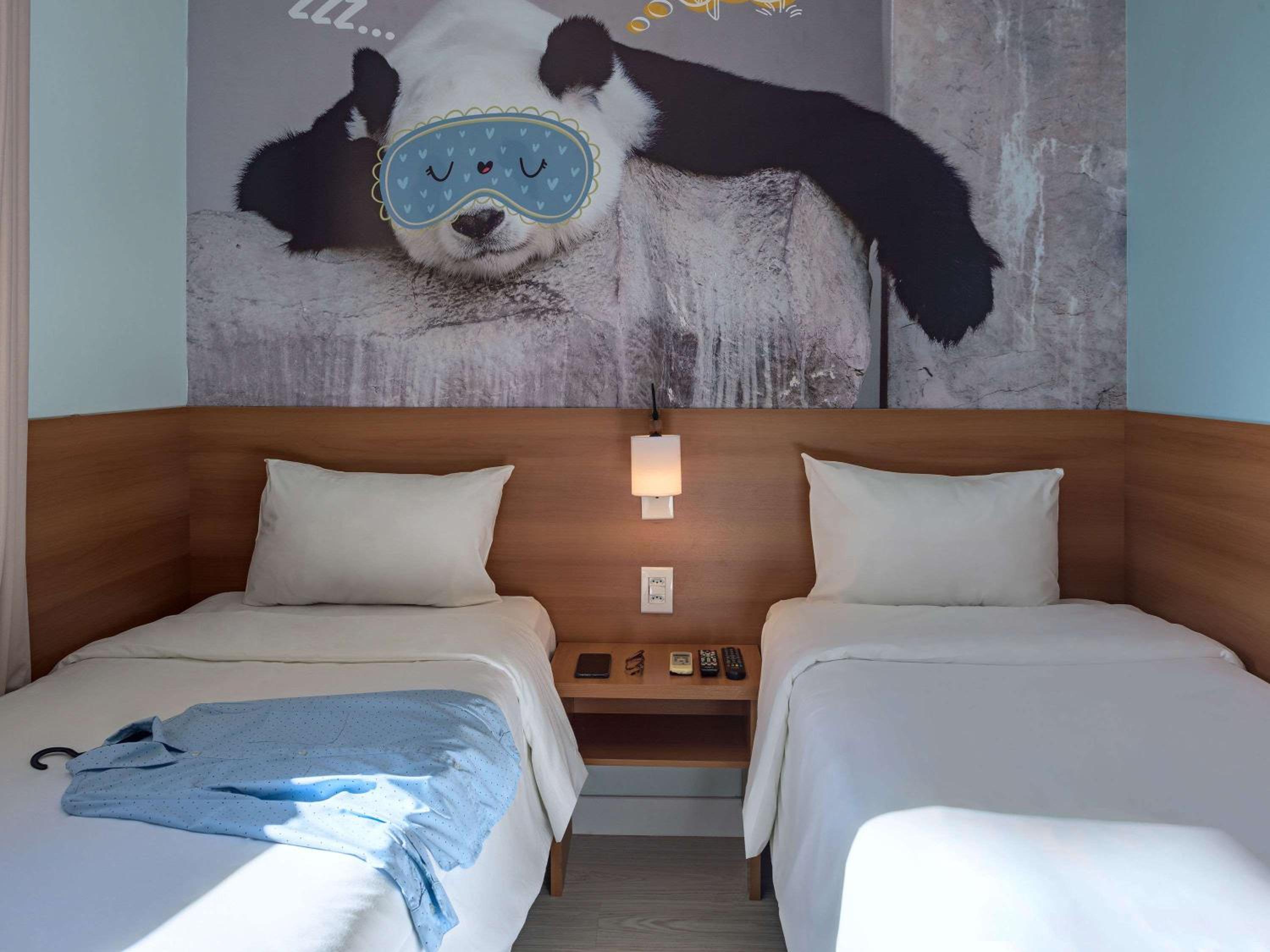 Standard Apartment with Twin Beds