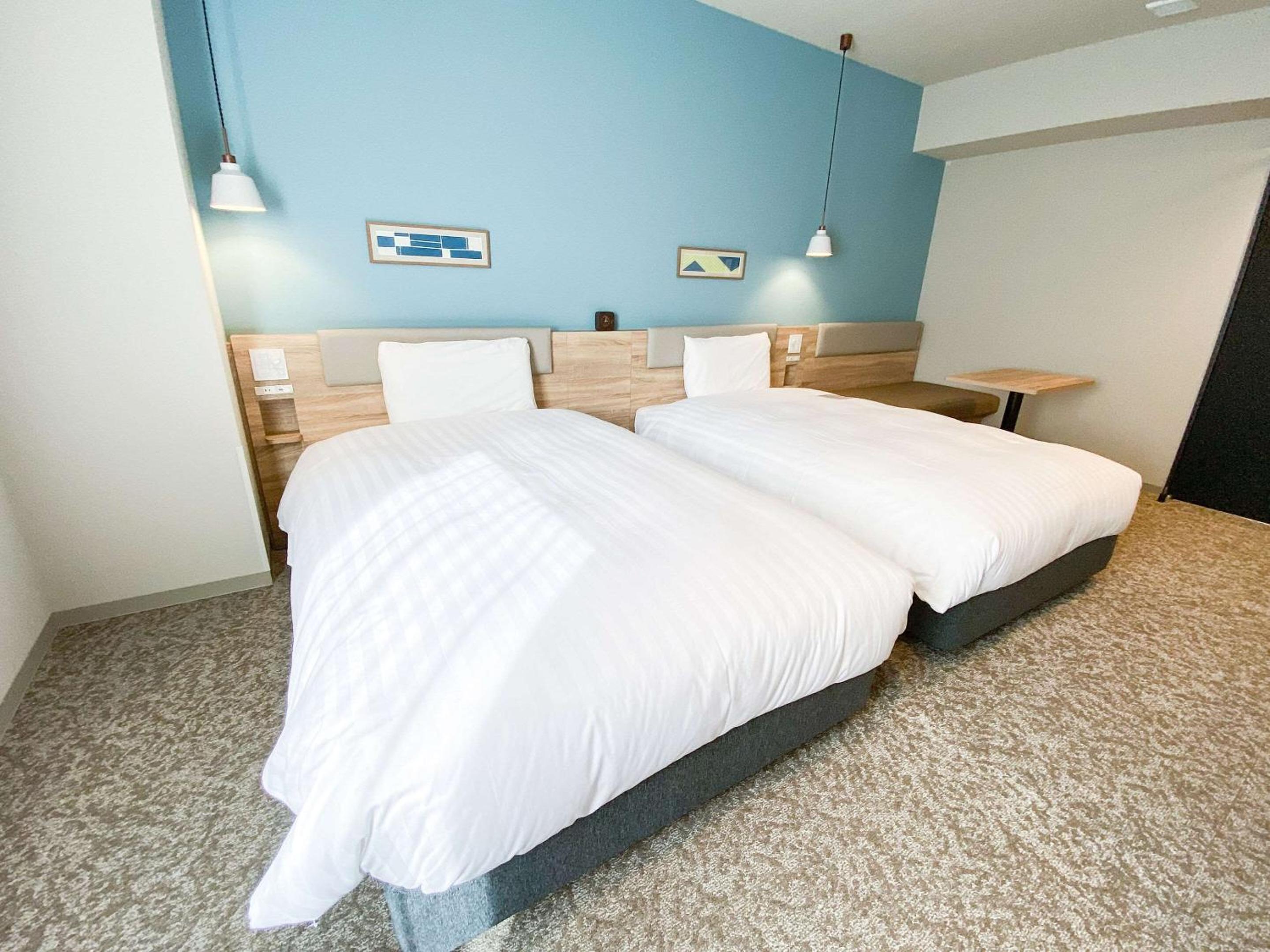 Twin Room - Non-Smoking - Photo 1