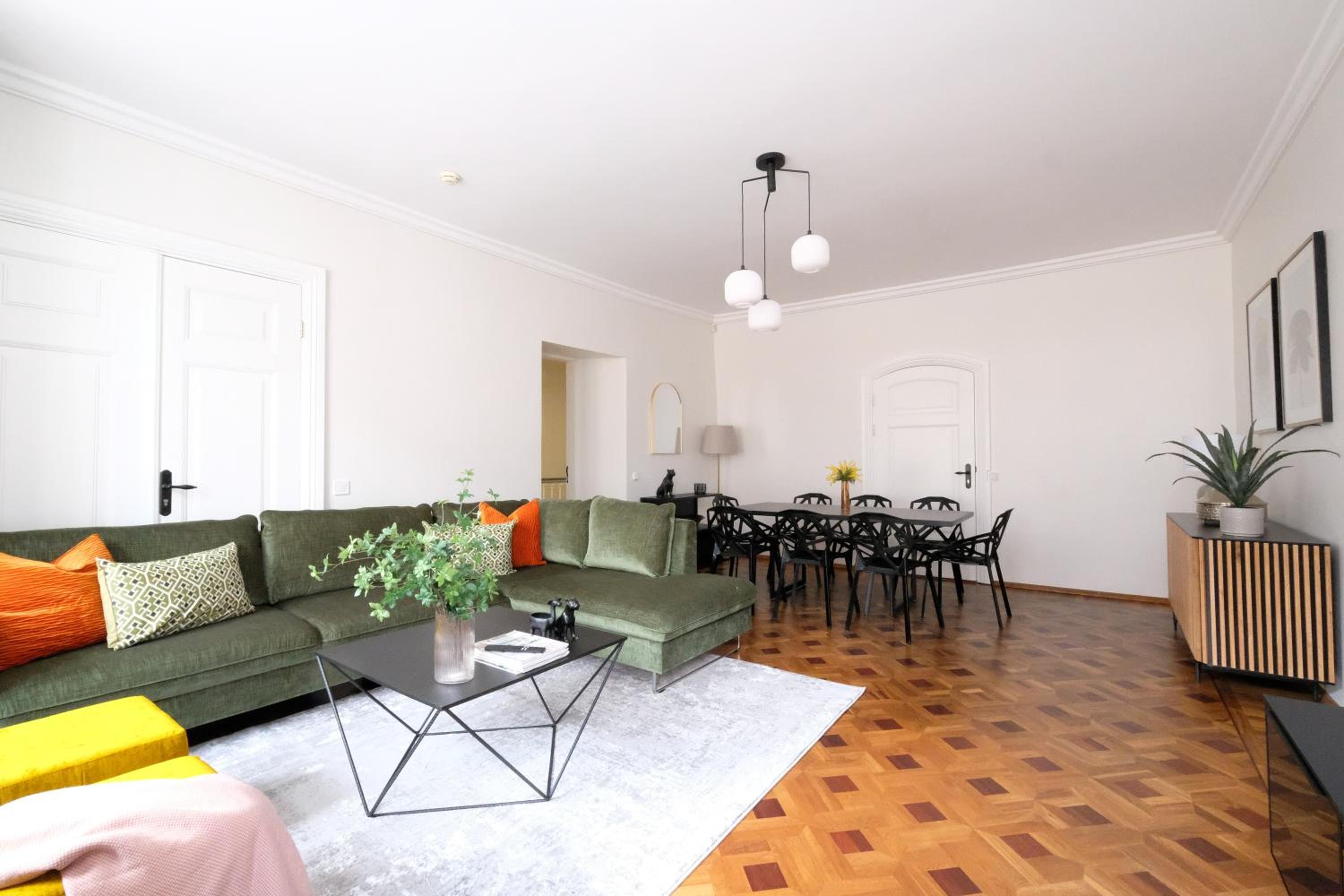 Four-Bedroom Premier Apartment - Toom-Rüütli 7