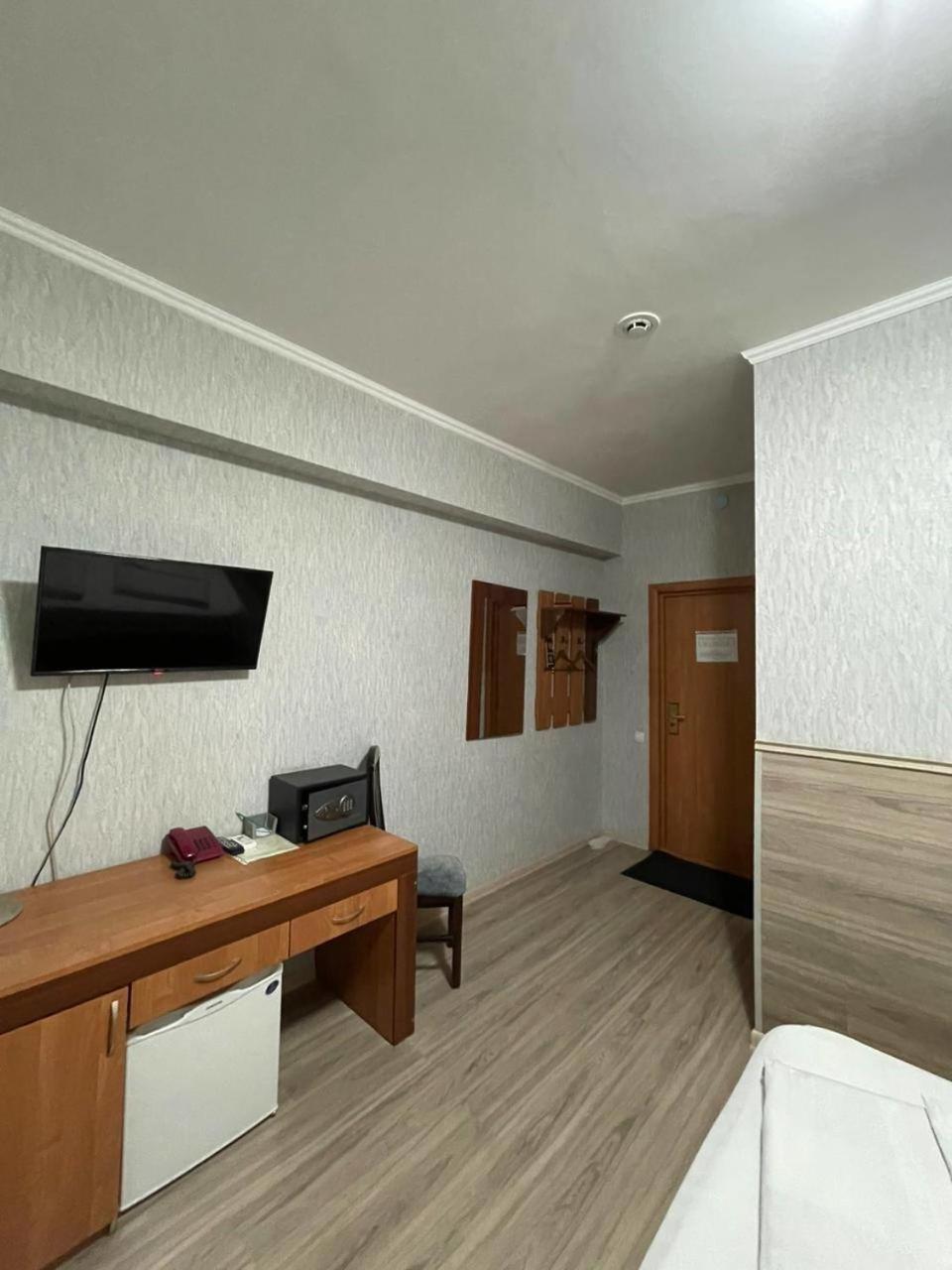 Budget Double Room photo 1