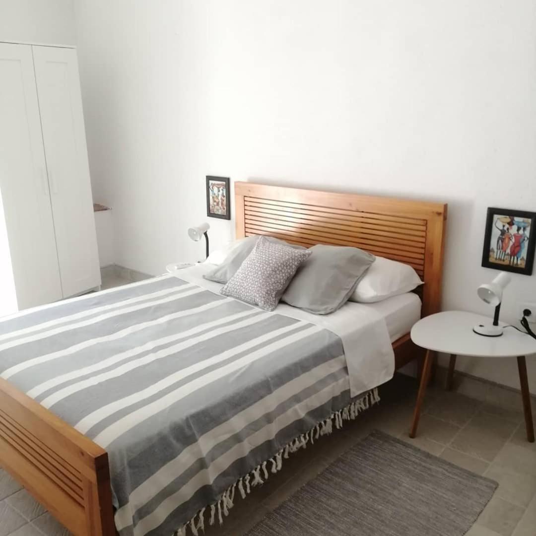 One-Bedroom House photo 1