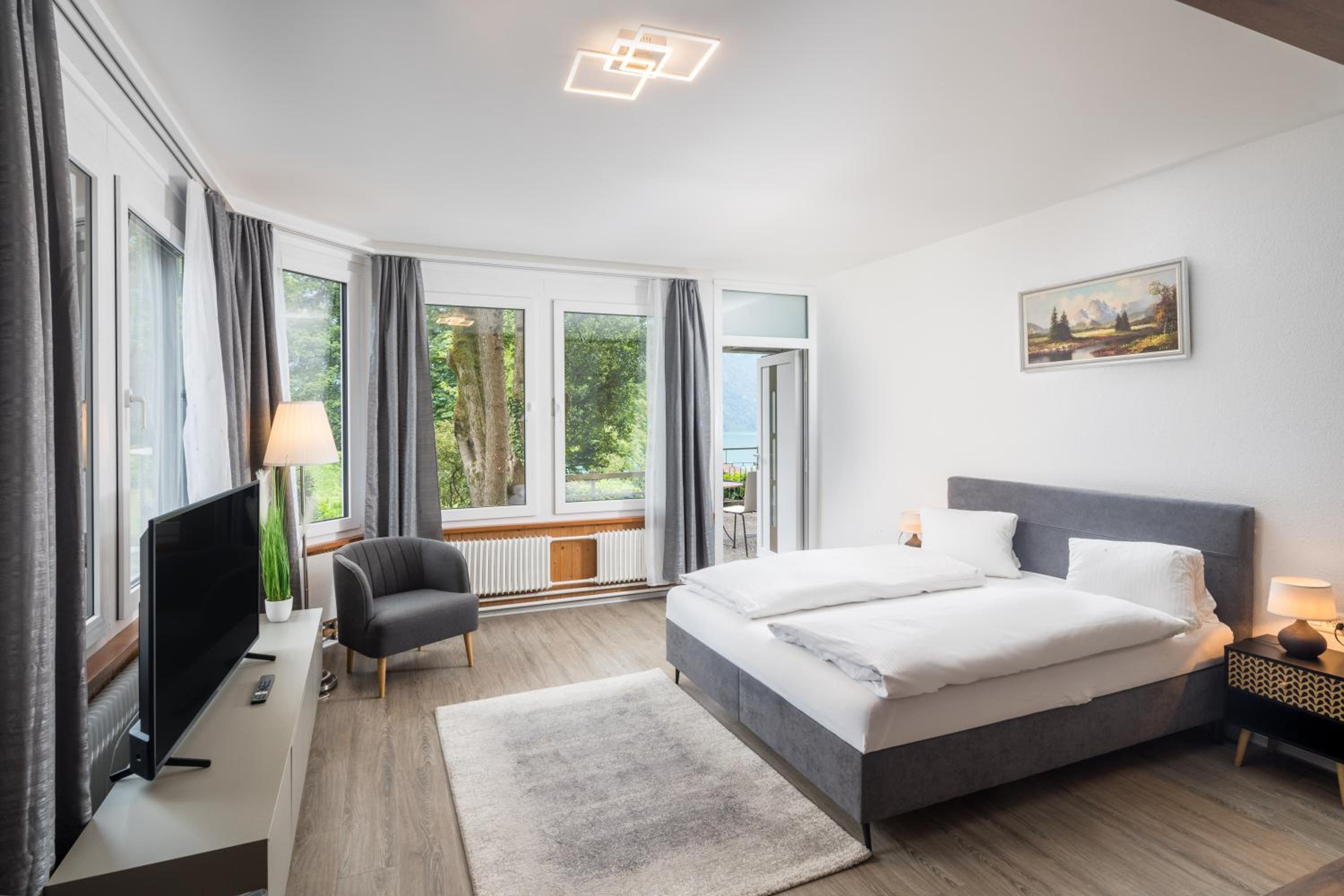Deluxe Apartment with Partial Lake View