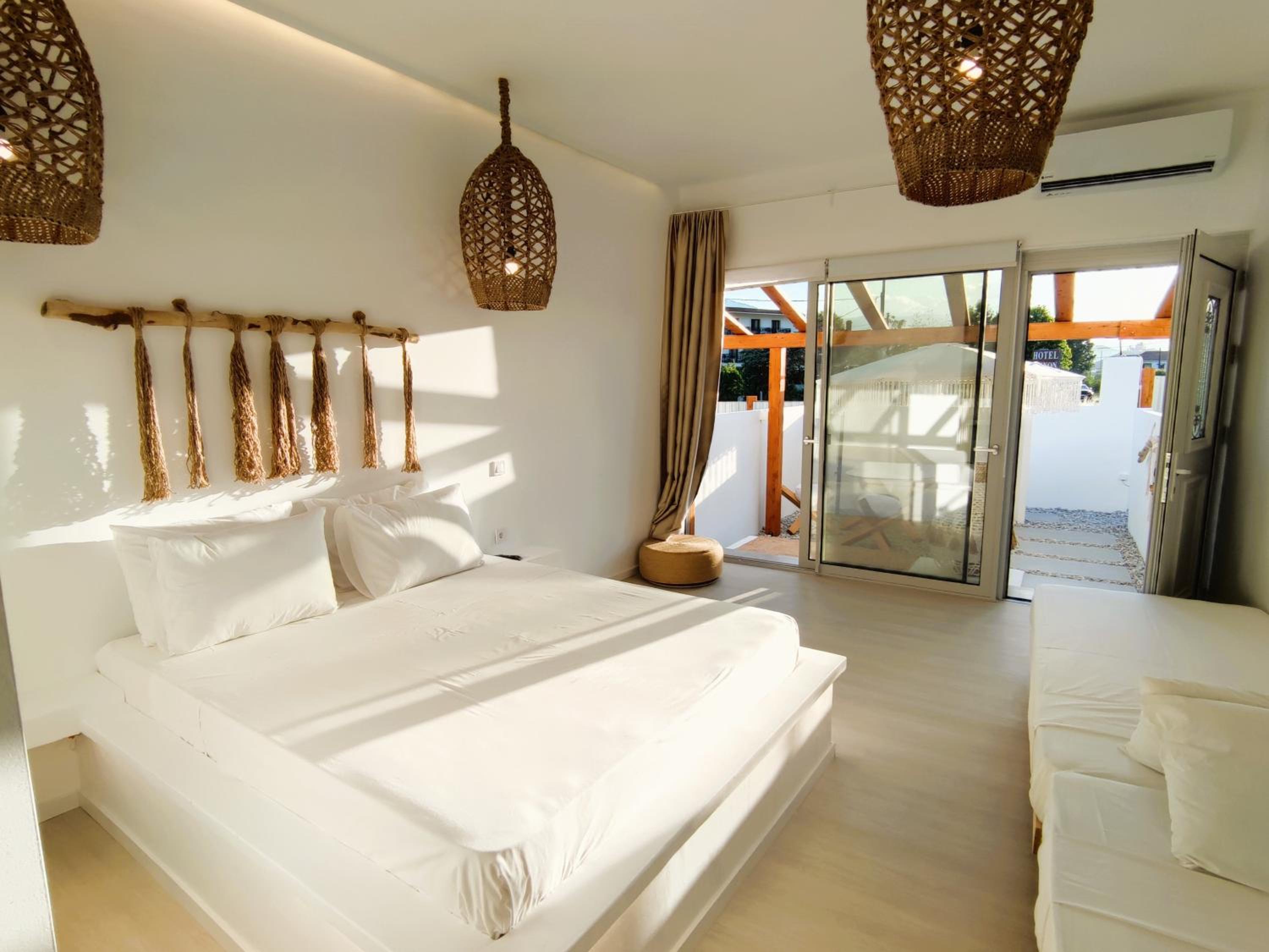 One-Bedroom Villa
