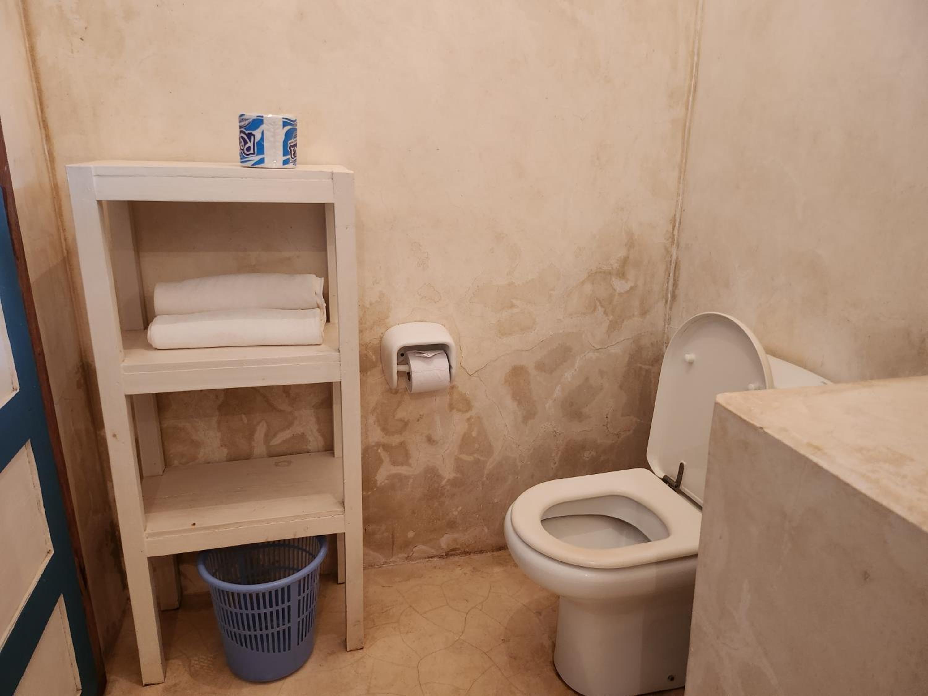 Quadruple Room with Private Bathroom photo 3