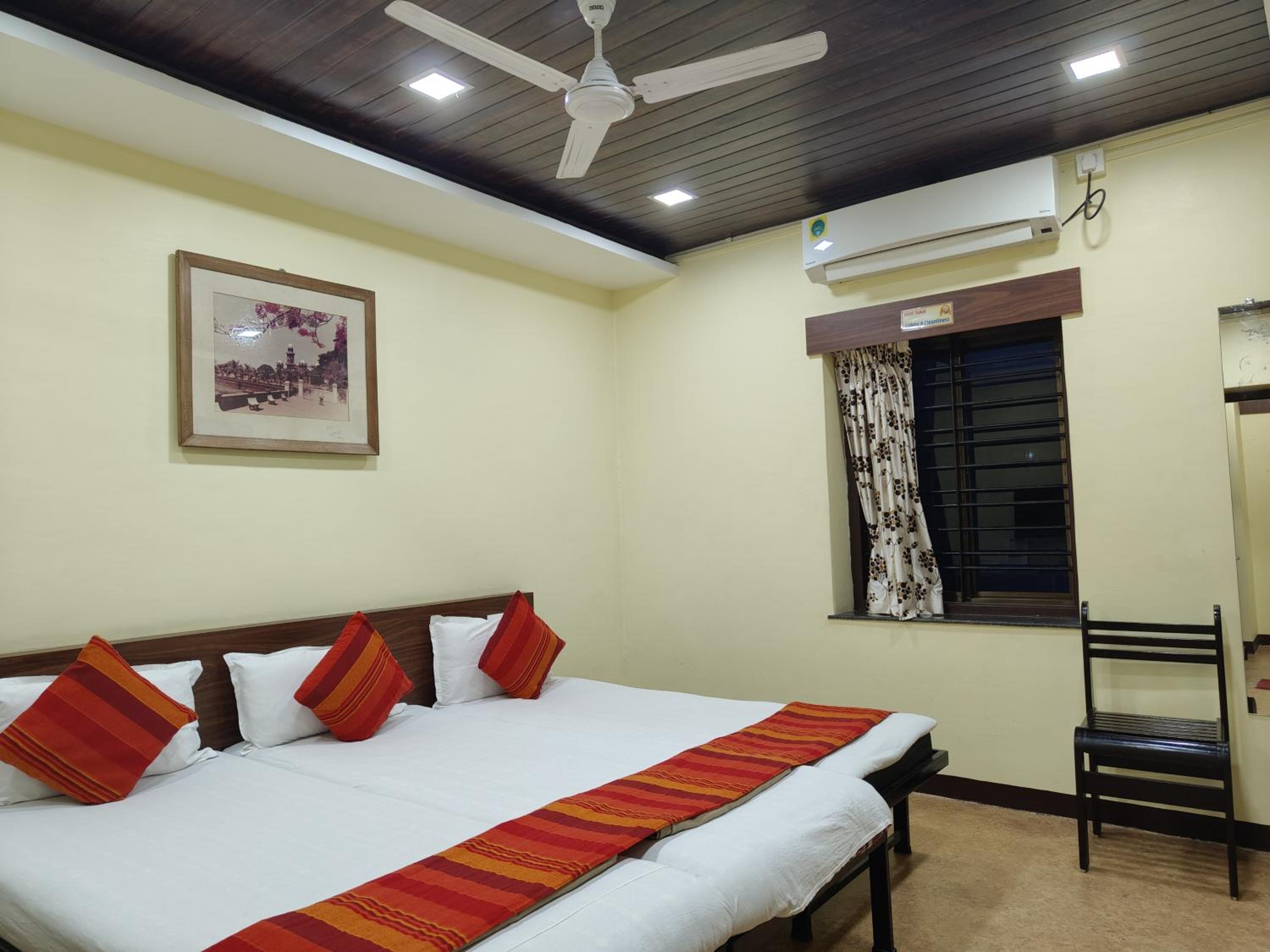 Deluxe Triple Room - Photo 4