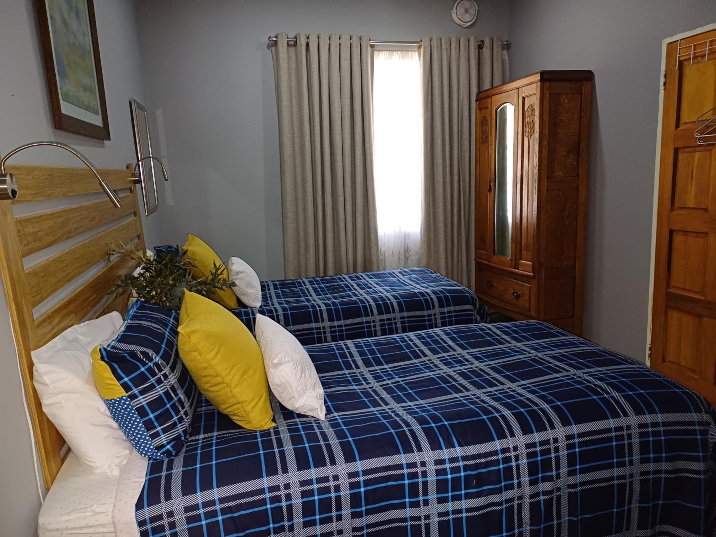 Deluxe Double or Twin Room photo 3