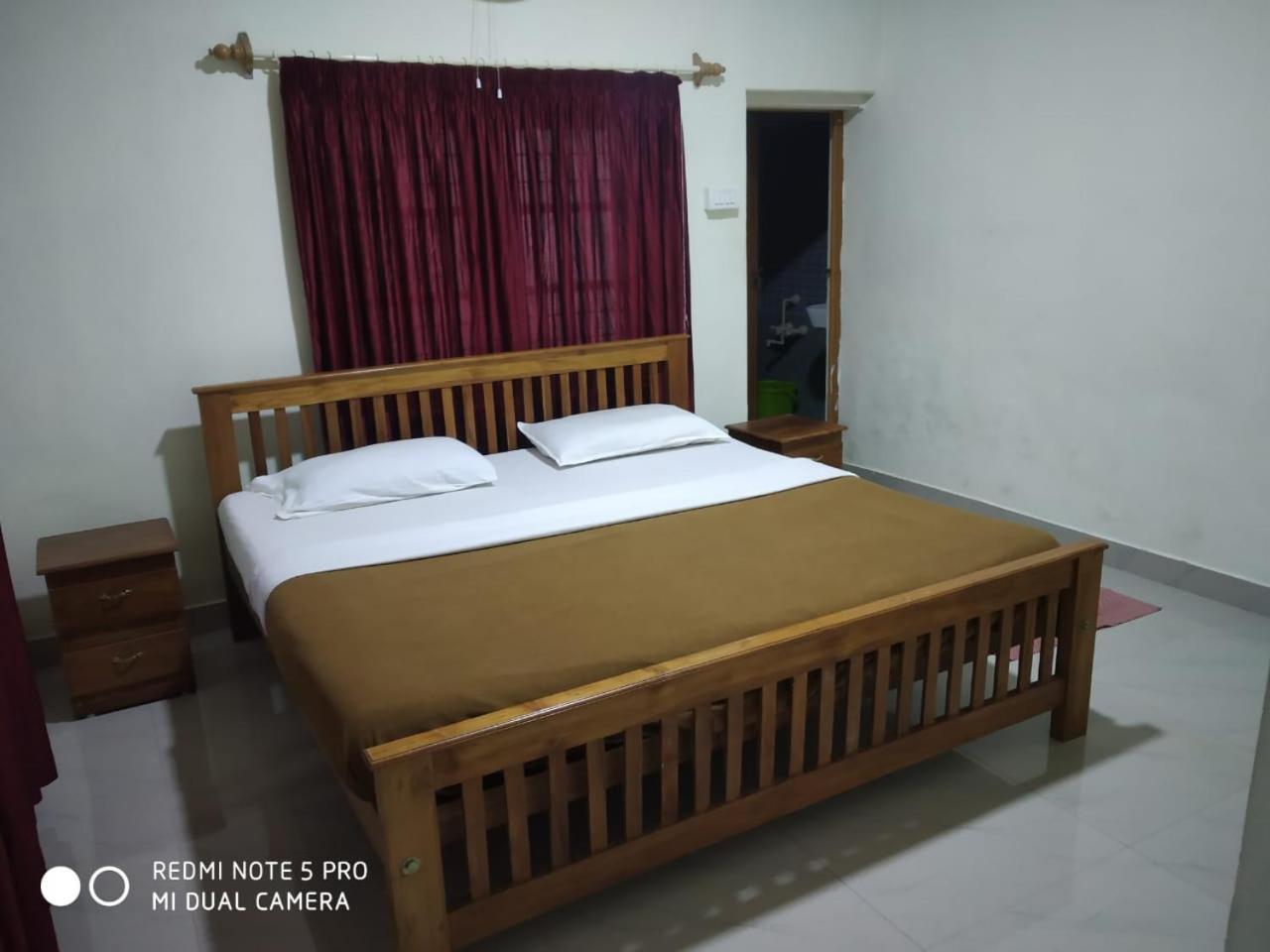 One-Bedroom House photo 3