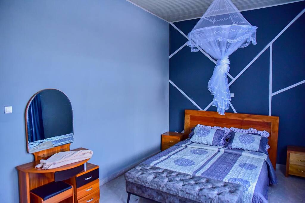 Apartment photo 2