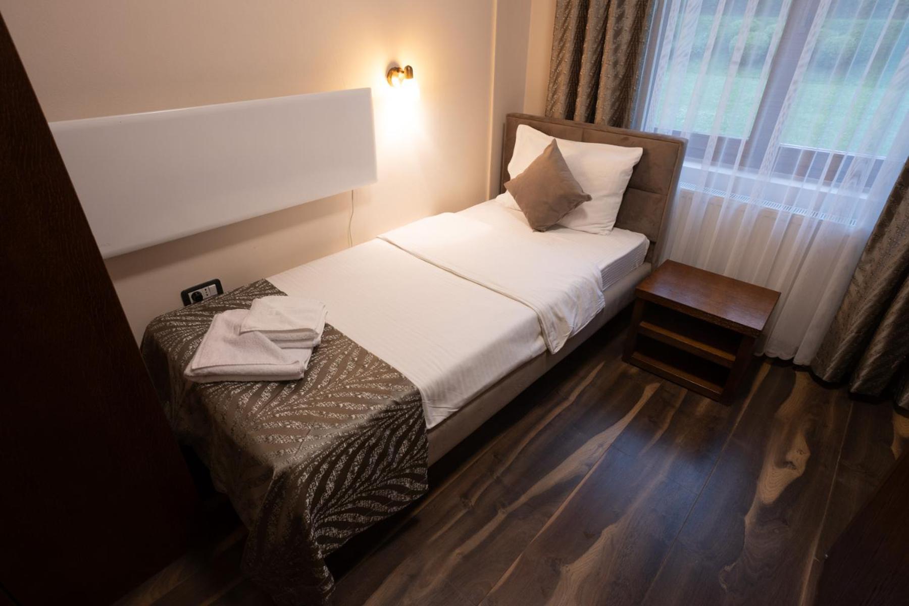Single Room photo 1
