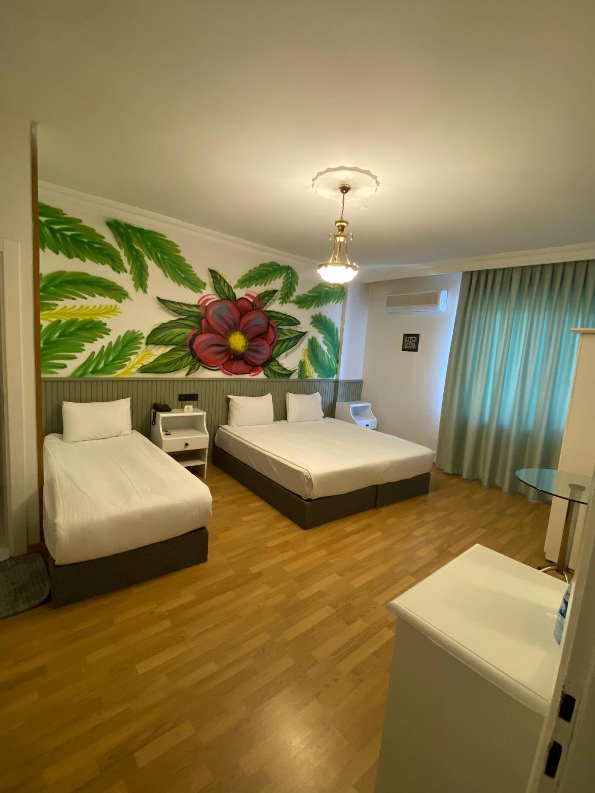 Family Junior Suite - Photo 6