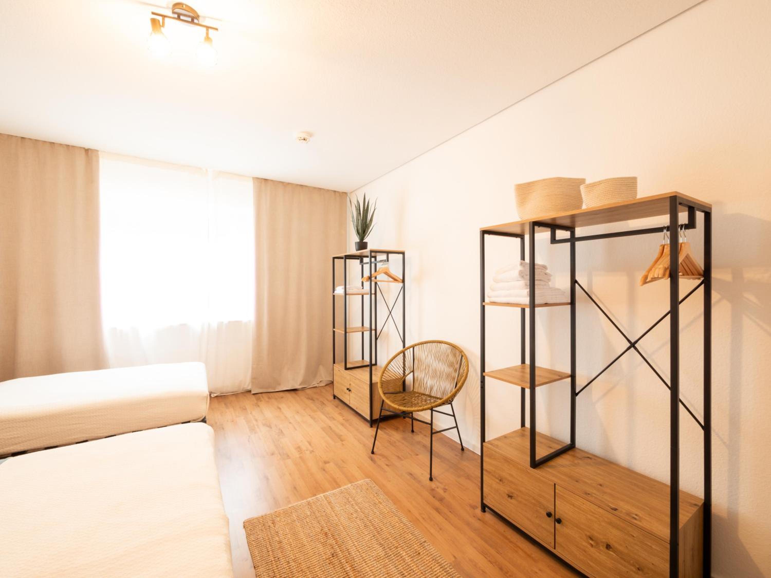 One-Bedroom Apartment - Photo 9