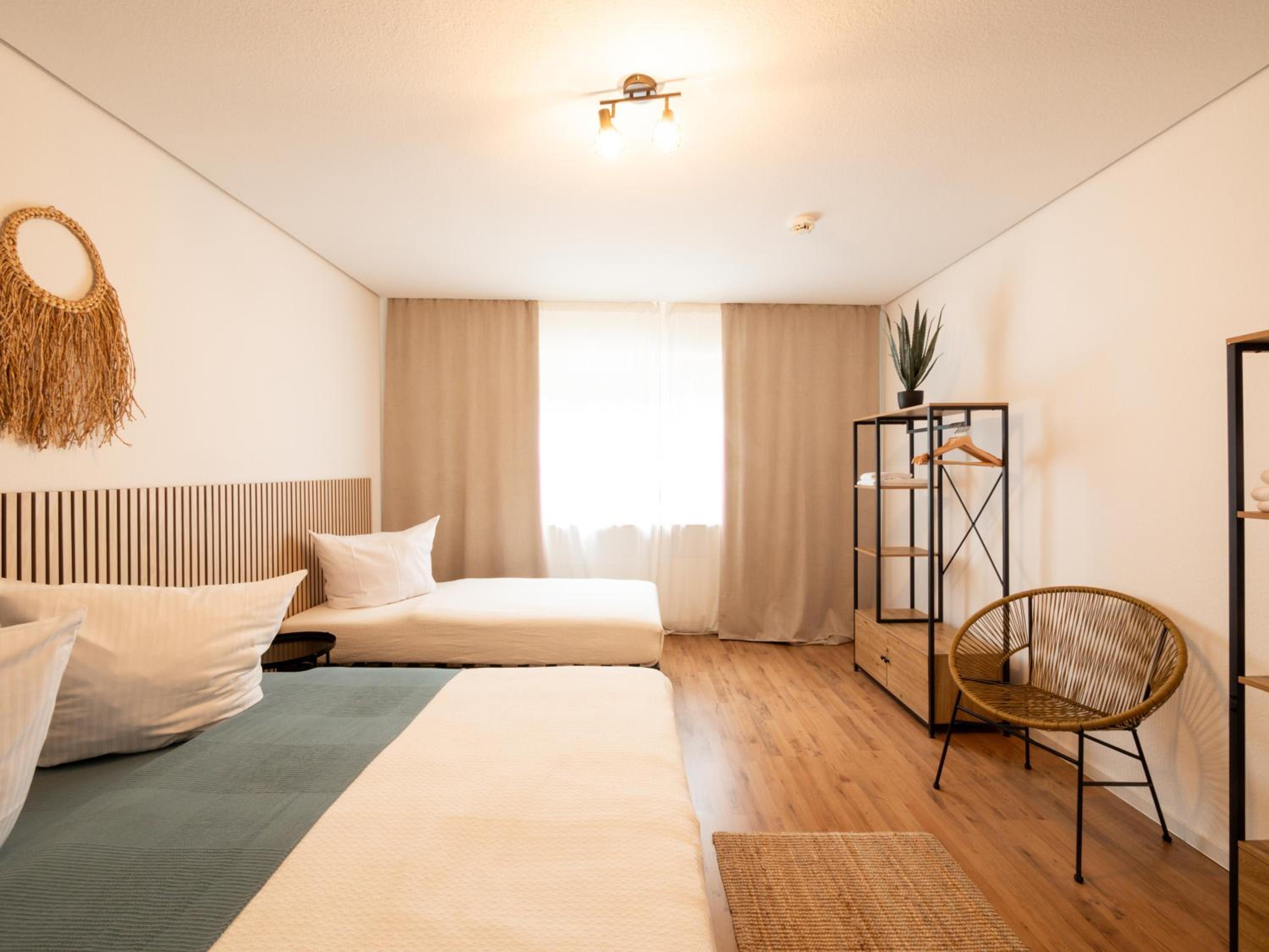 One-Bedroom Apartment - Photo 8