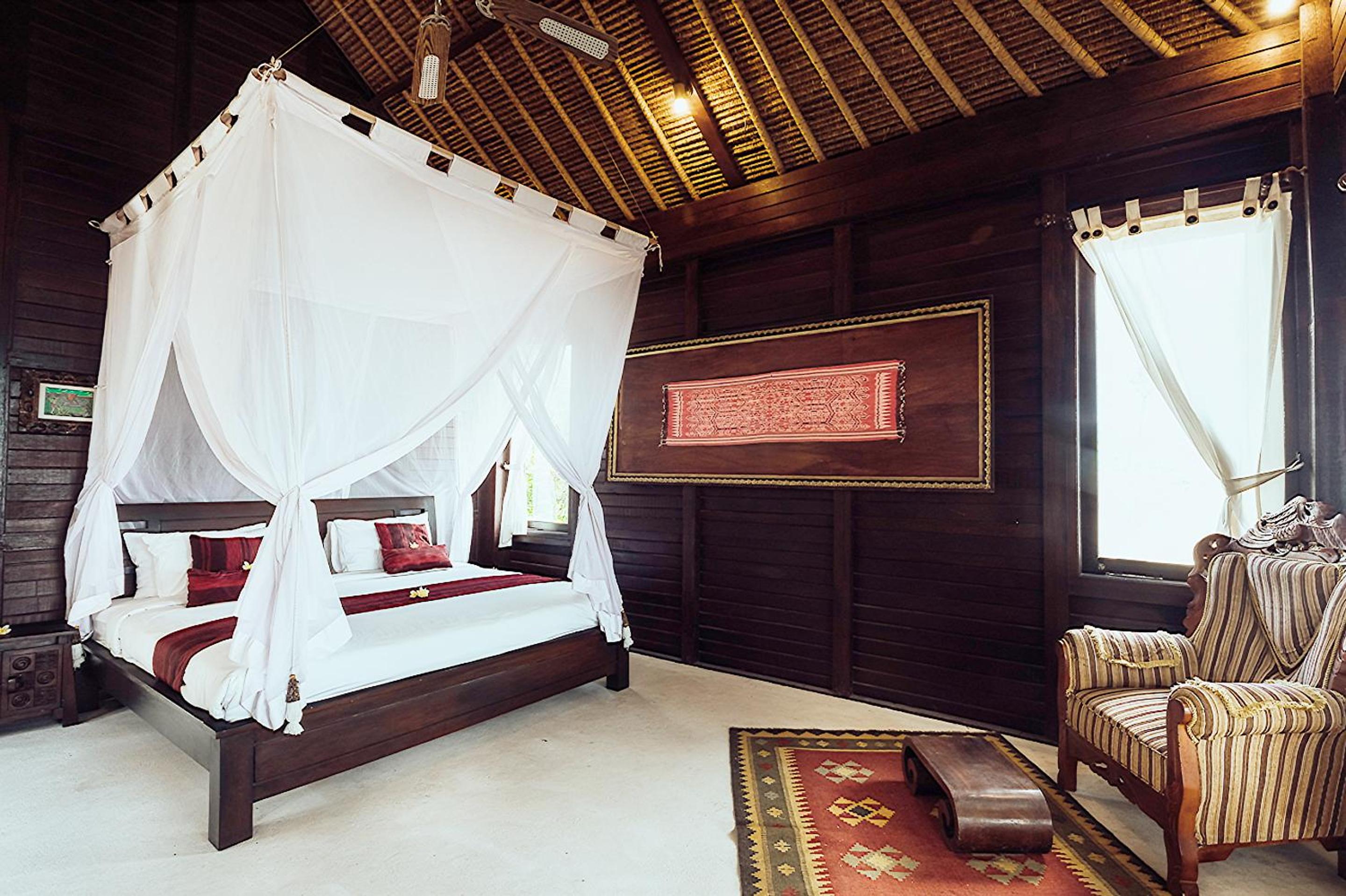 Luxe Double Room with Balcony and Ocean View - Photo 25