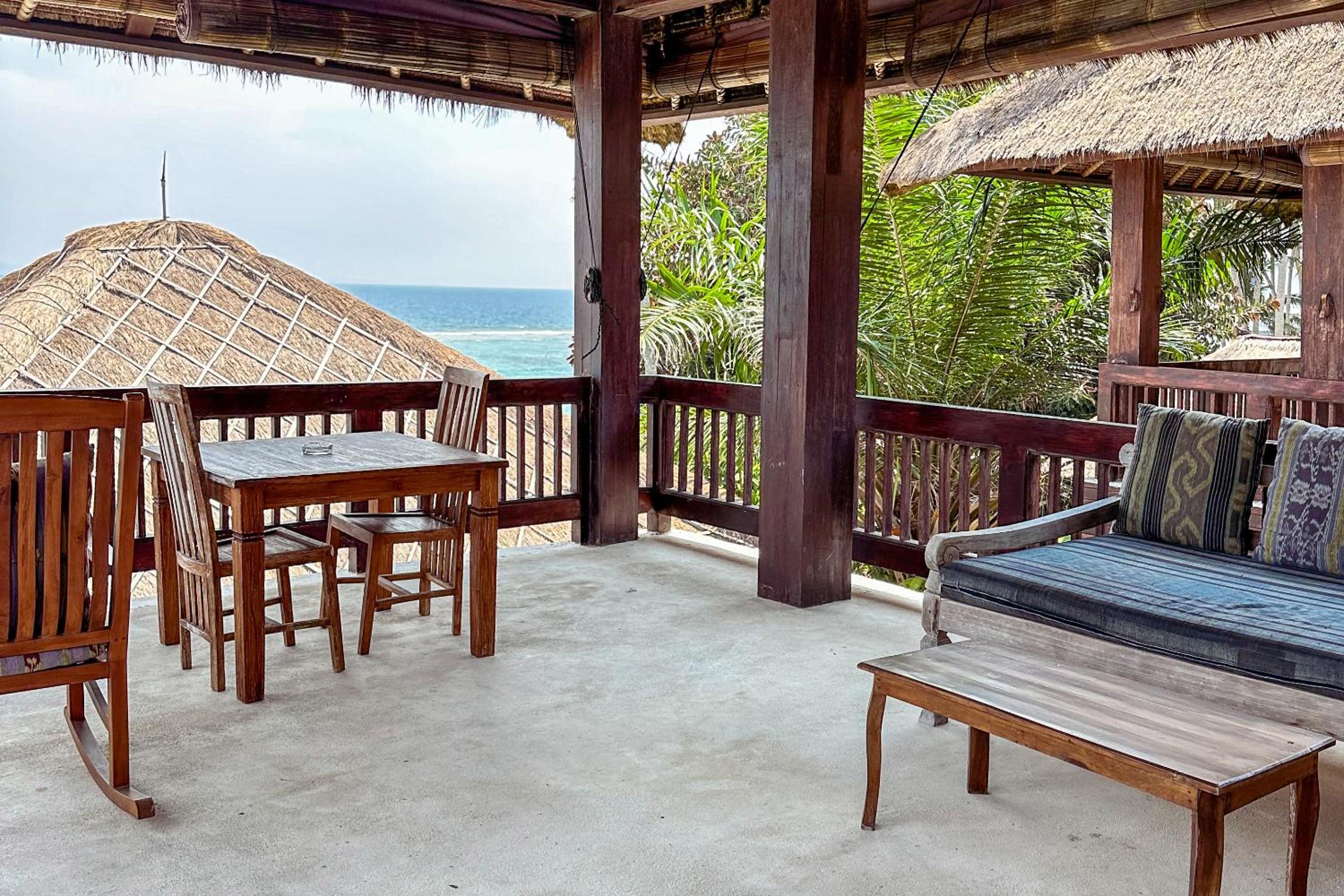 Luxe Double Room with Balcony and Ocean View - Photo 23