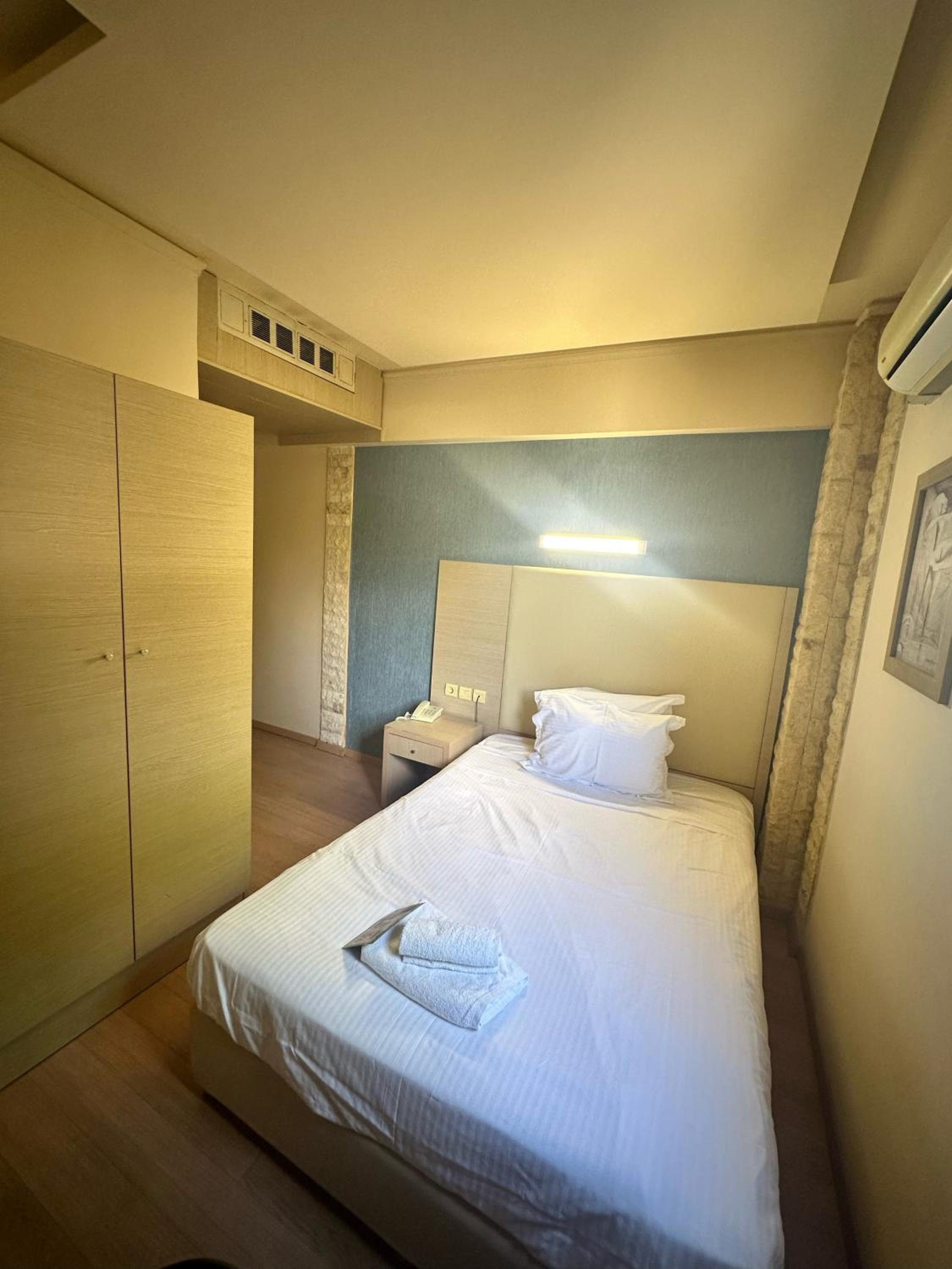Budget Single Room photo 2