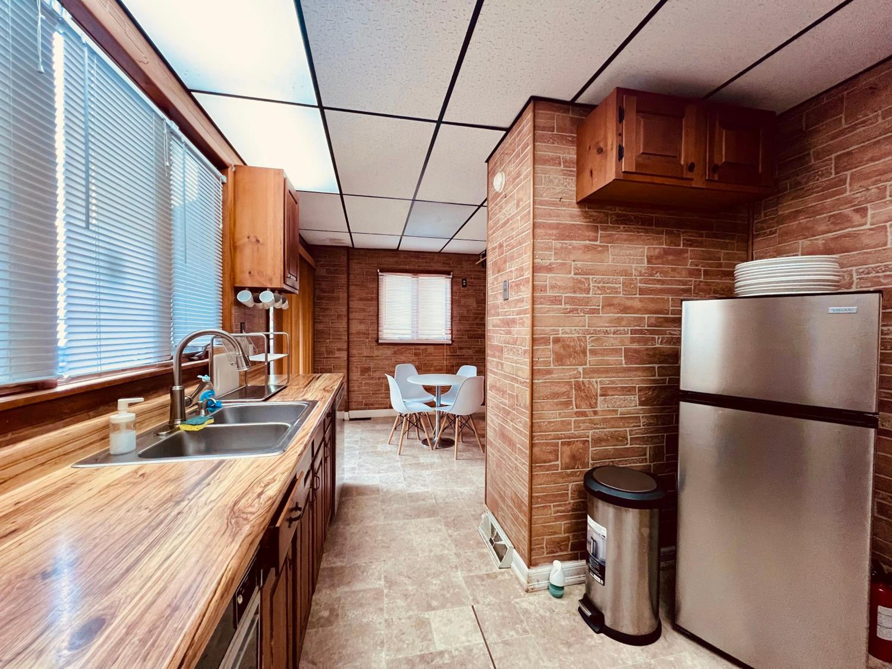 Three-Bedroom House photo 2