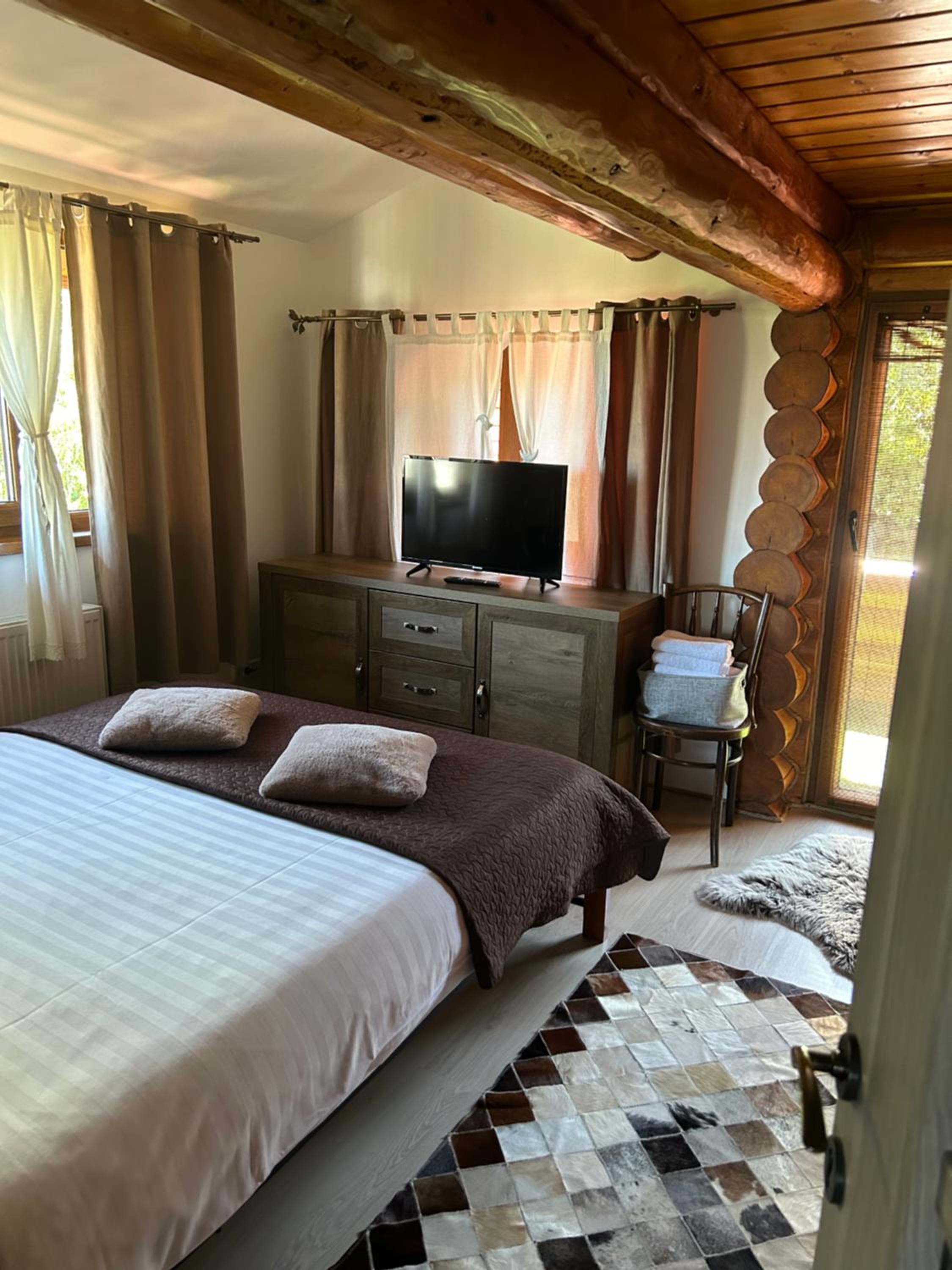 Apartment - Split Level - Photo 24