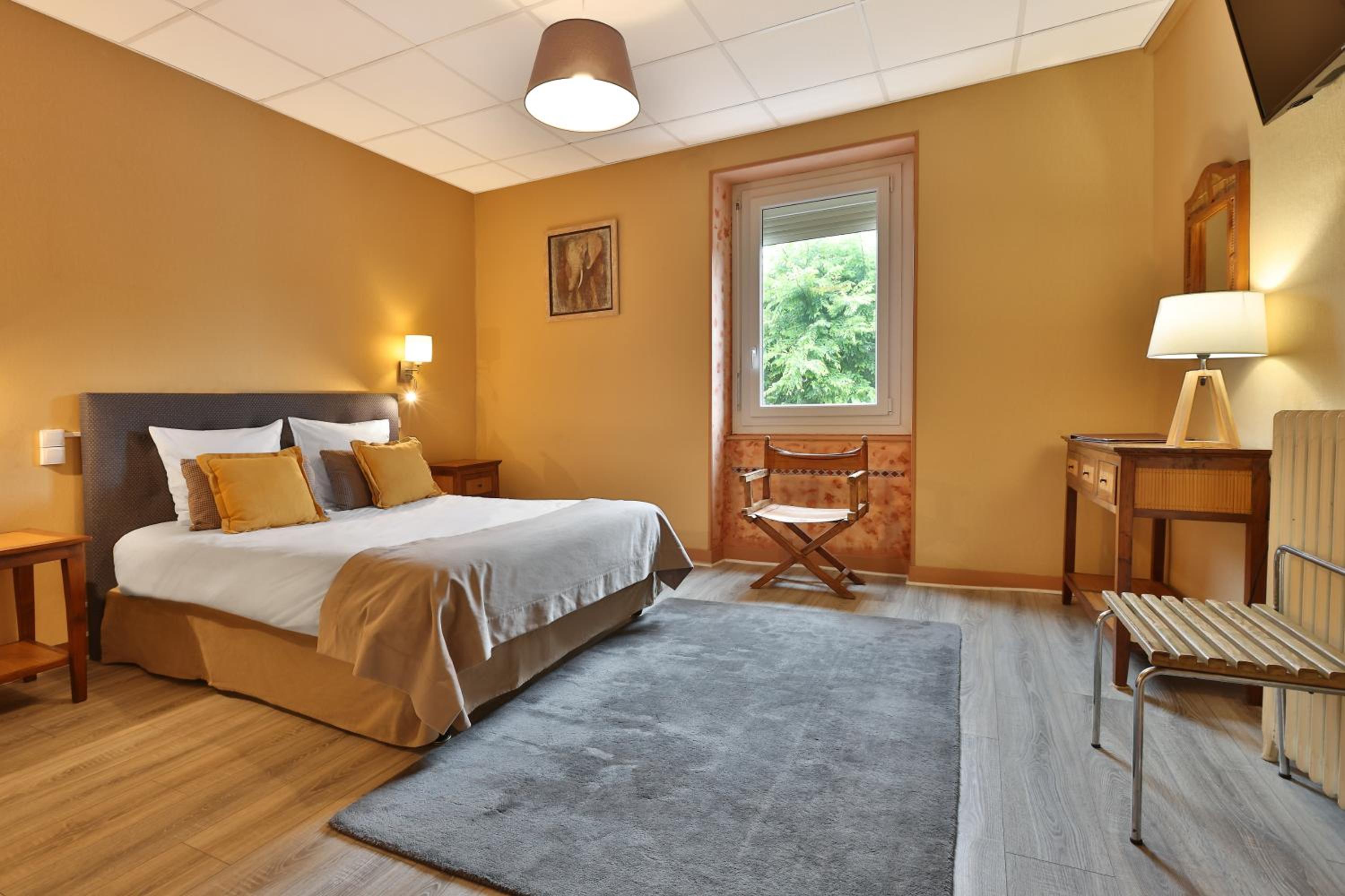 Standard Double Room photo 3