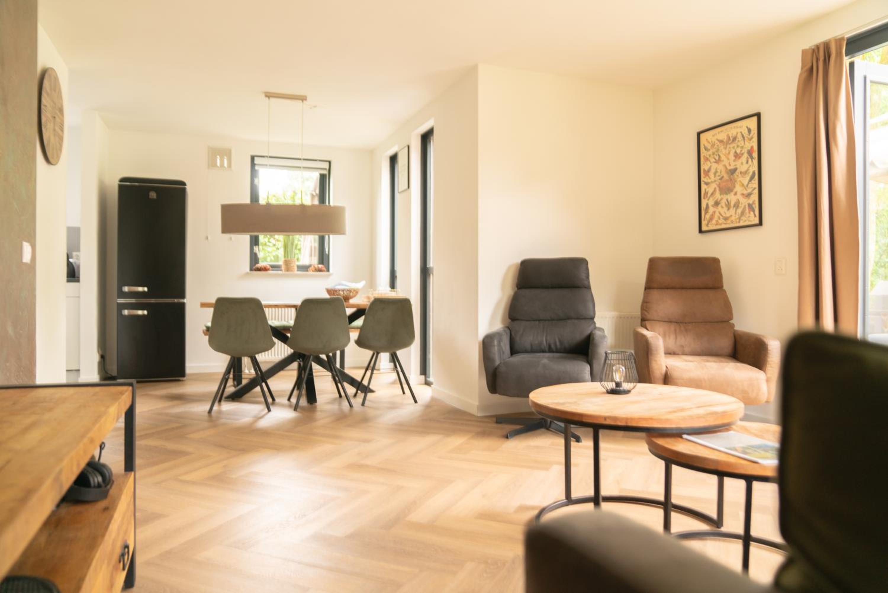 Three-Bedroom House photo 2