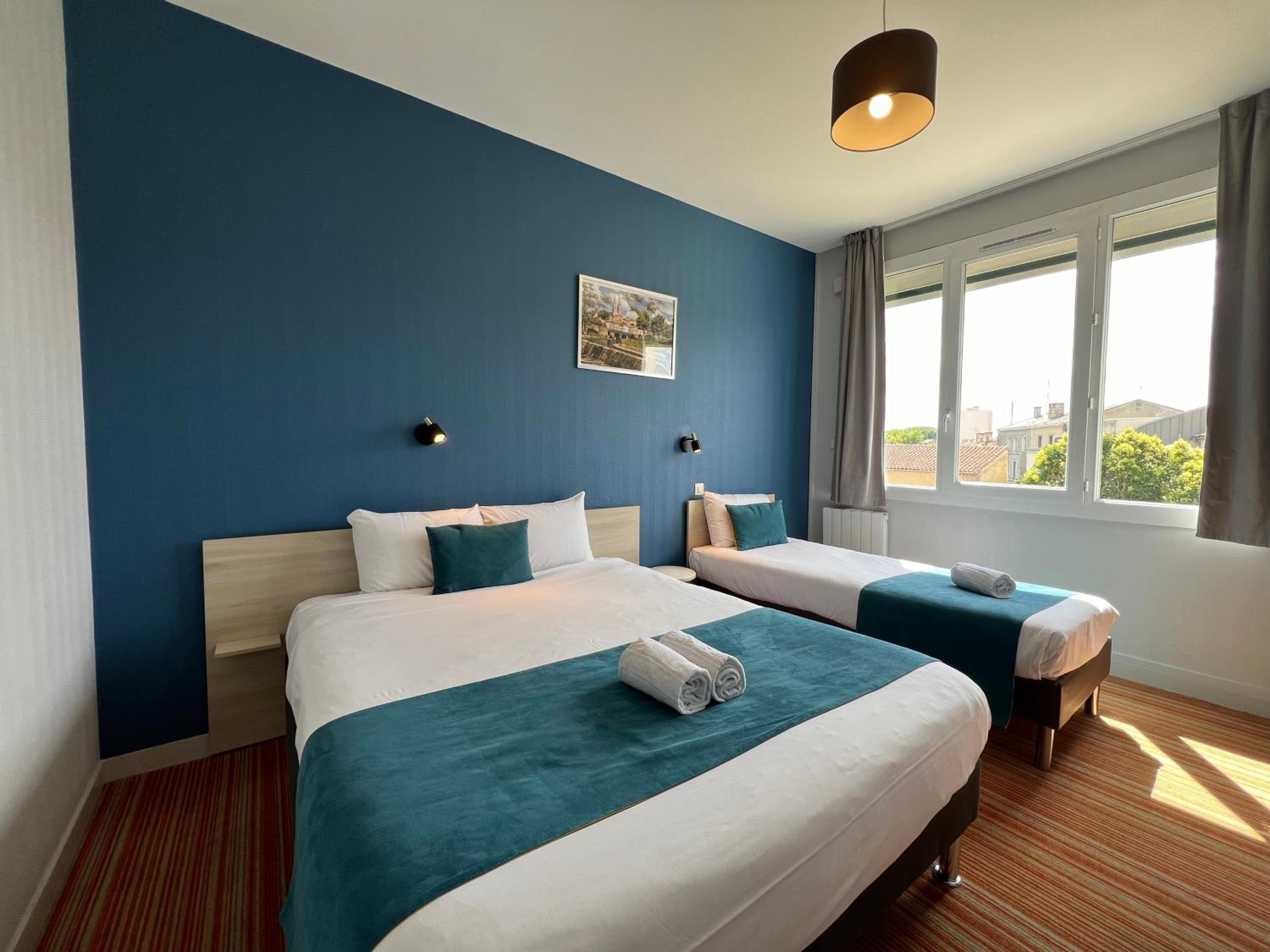 Twin Room - Photo 6