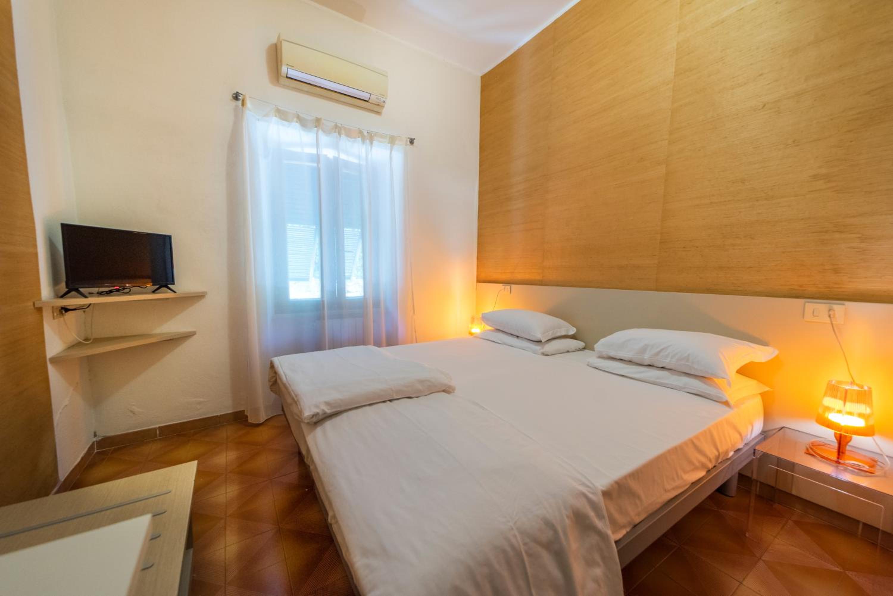Economy Double or Twin Room photo 1