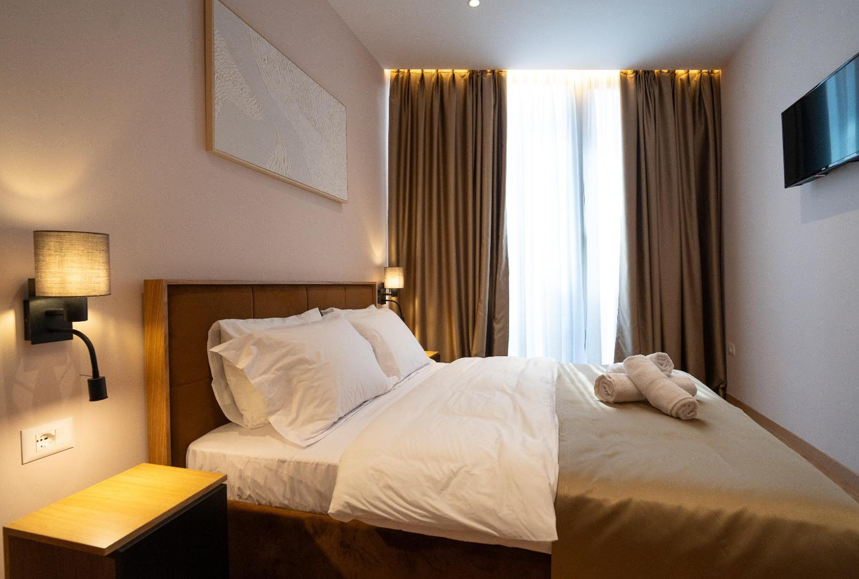 Deluxe Double Room photo 2