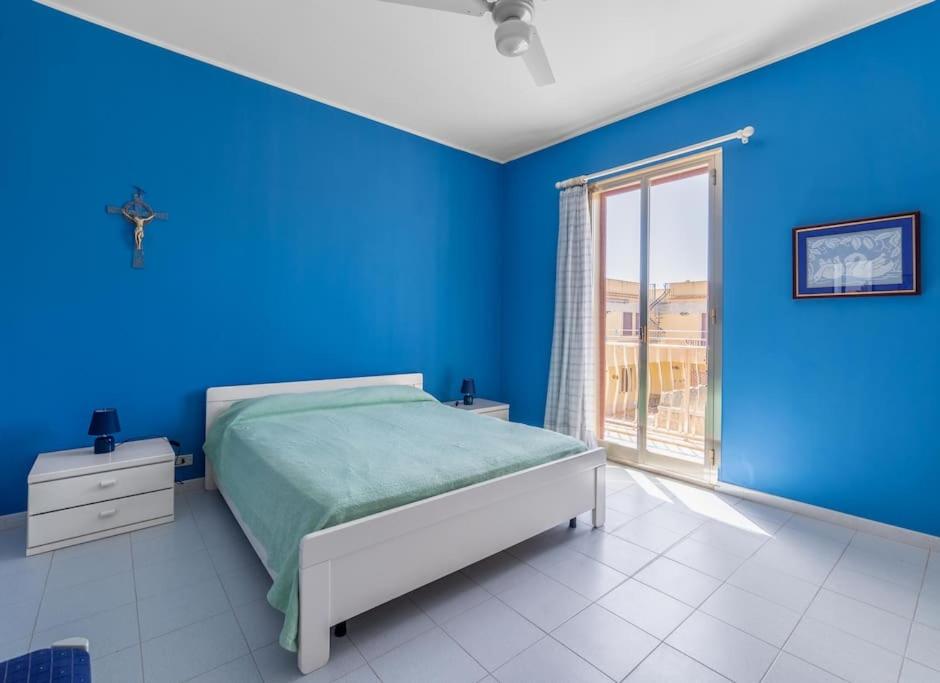 Two-Bedroom House photo 3