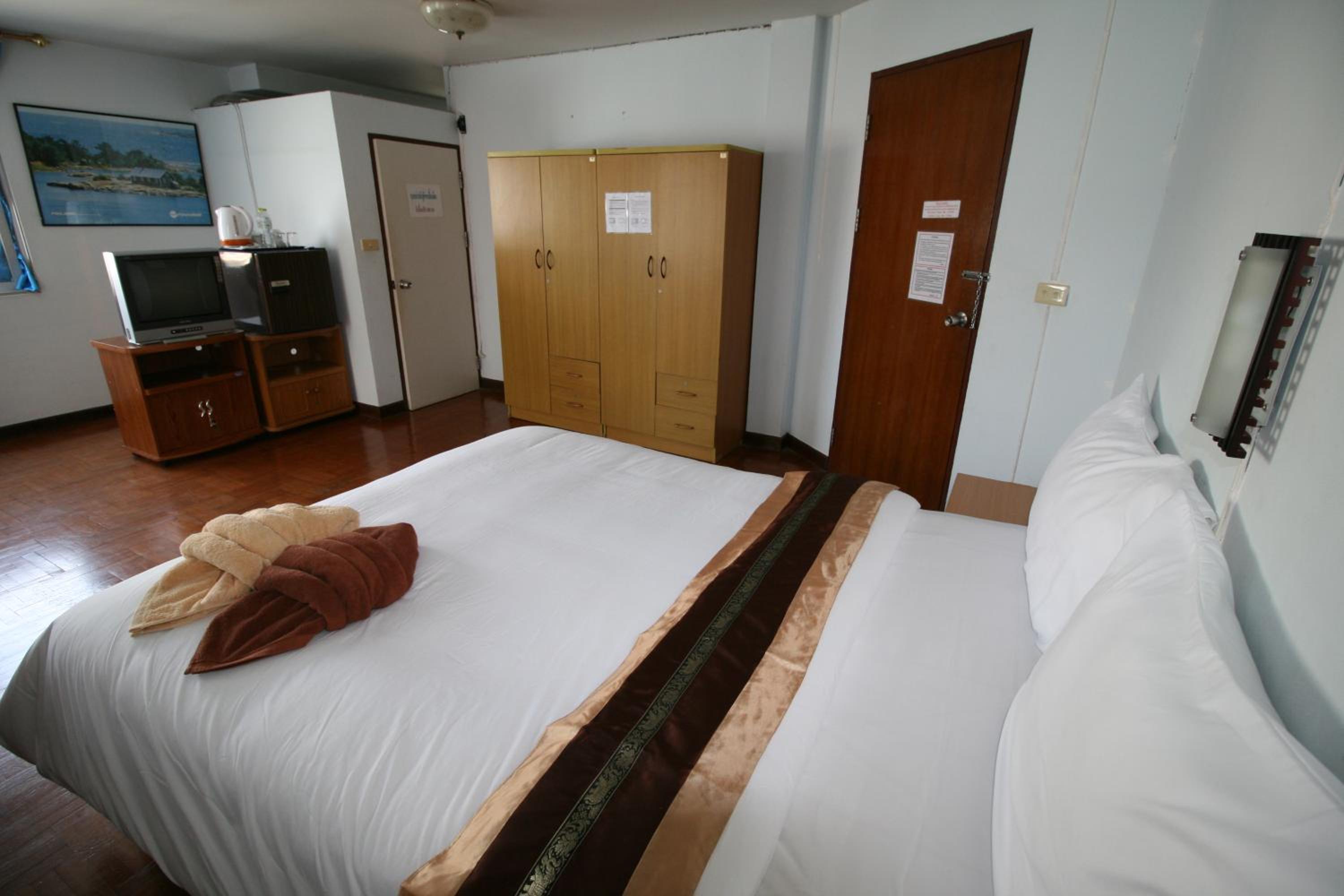 Standard Double Room photo 3