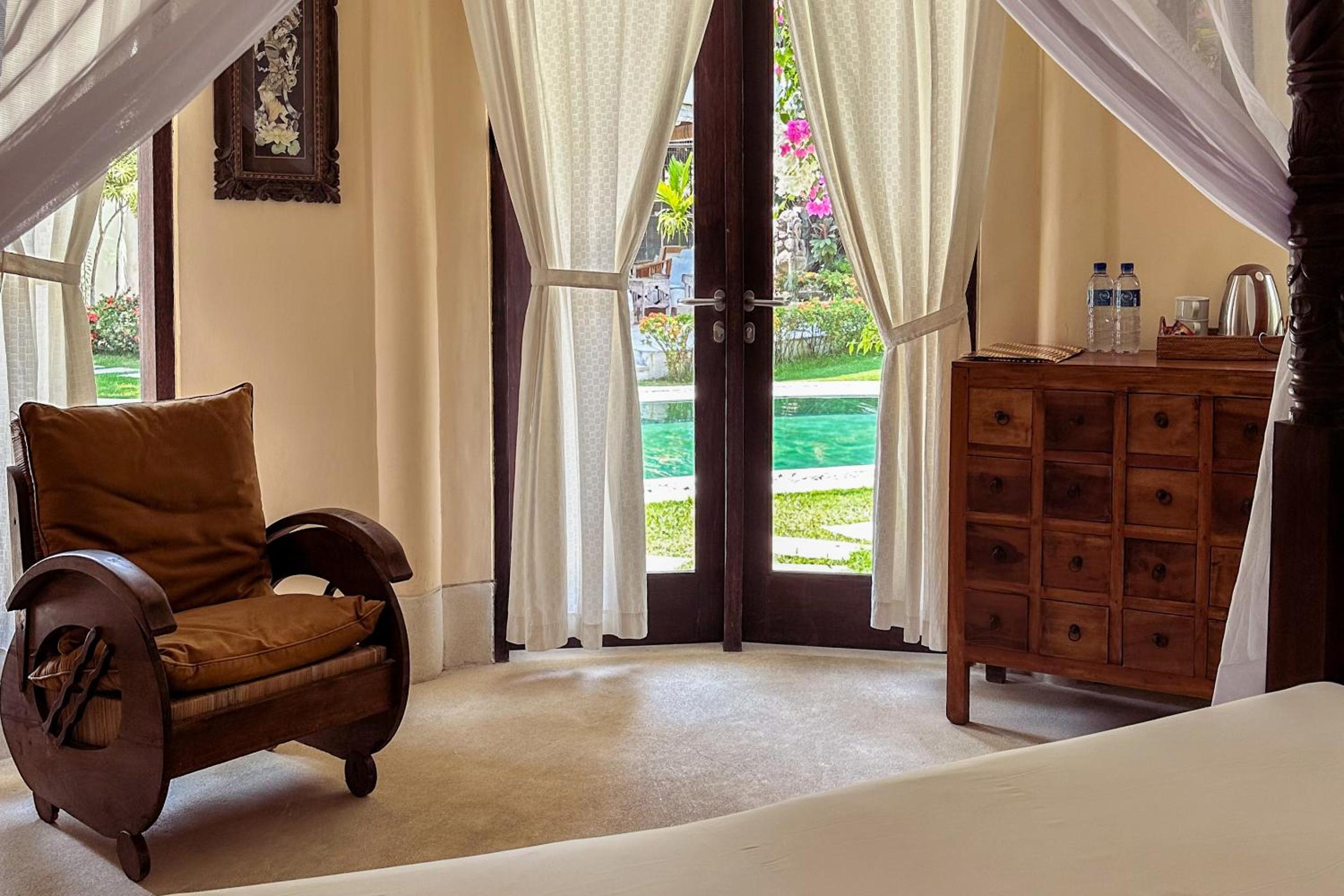 Double Room with Pool View or Garden View - Photo 24