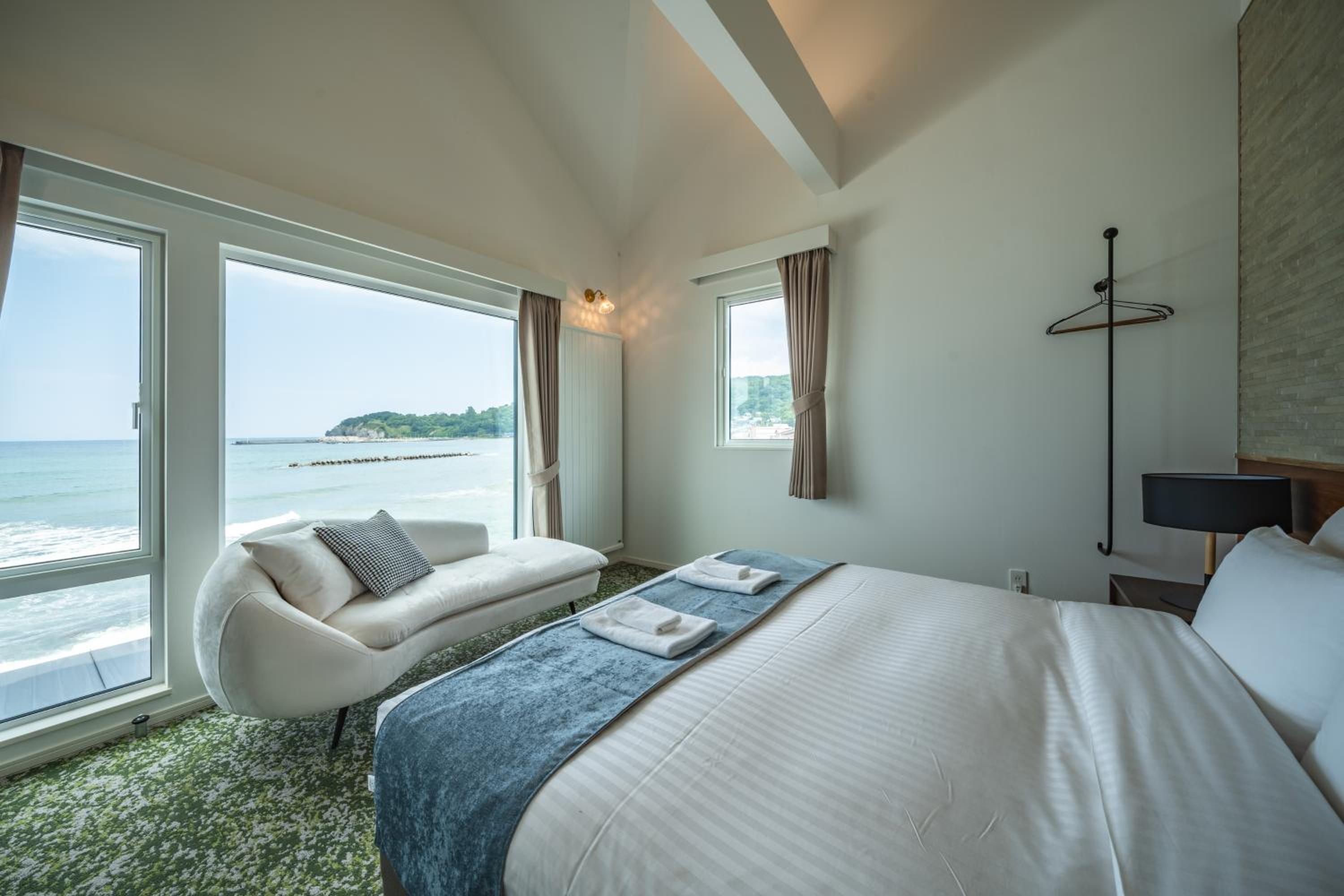 King Suite with Ocean View photo 1
