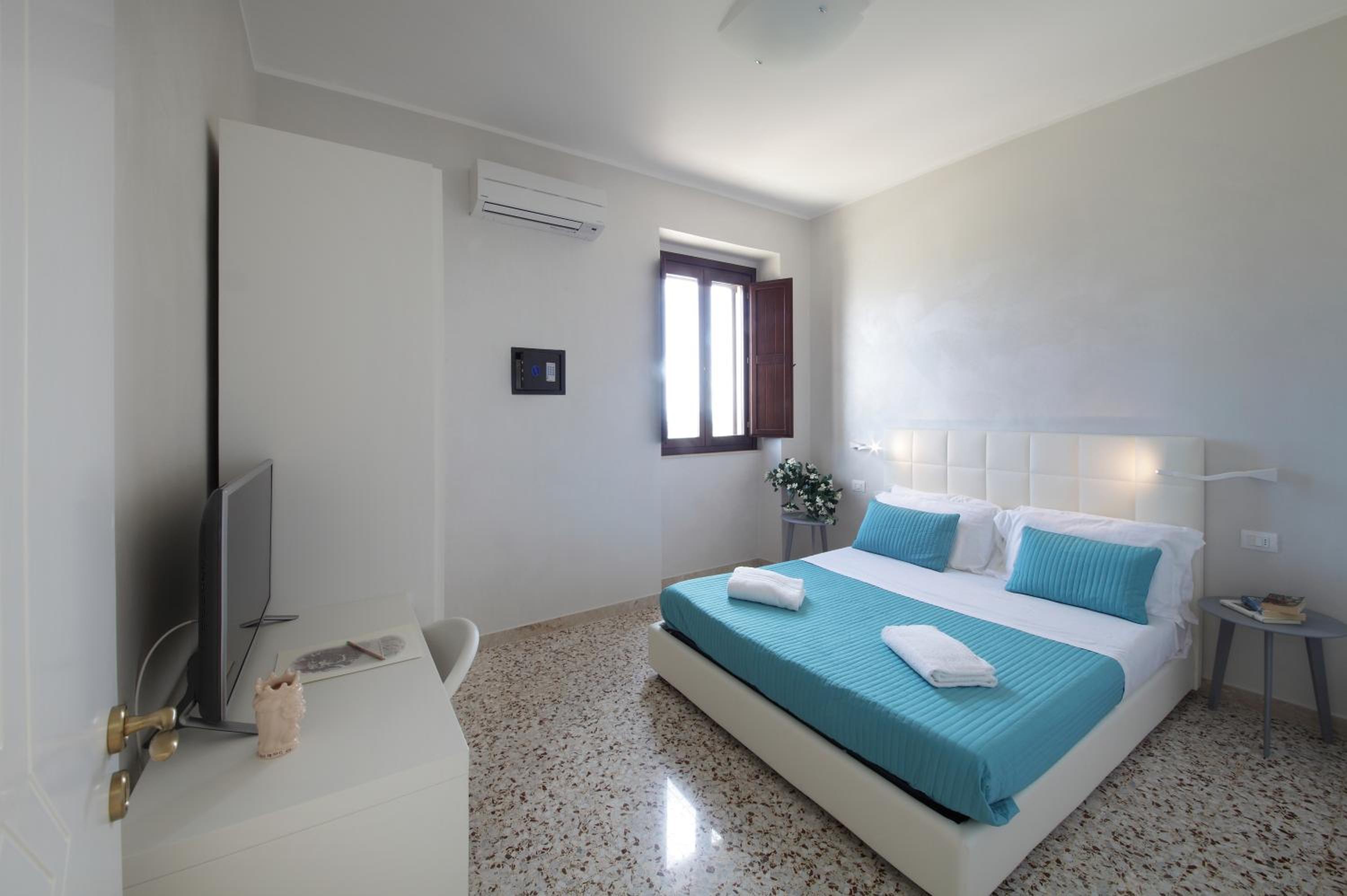 Appartamento con Vista Mare e Terrazza