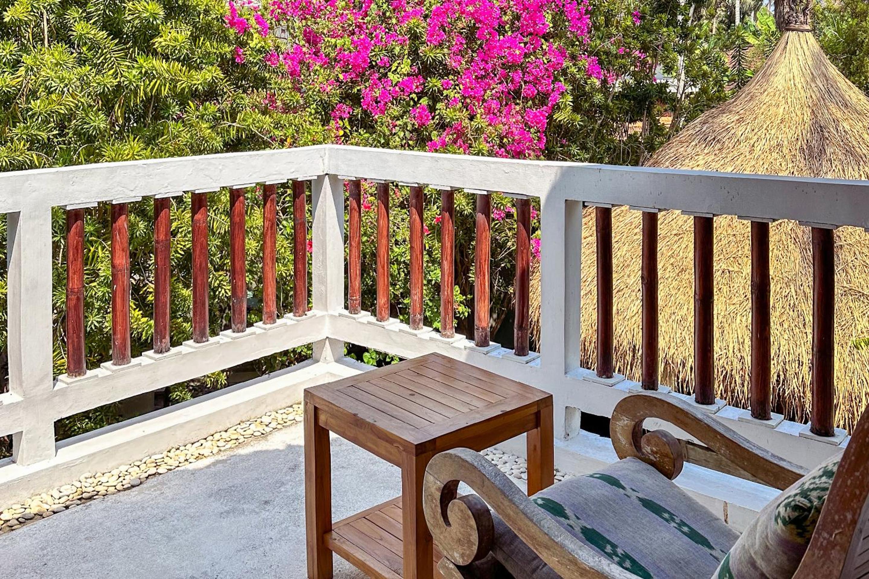 Double Room with Balcony and Pool View or Garden View - Photo 13