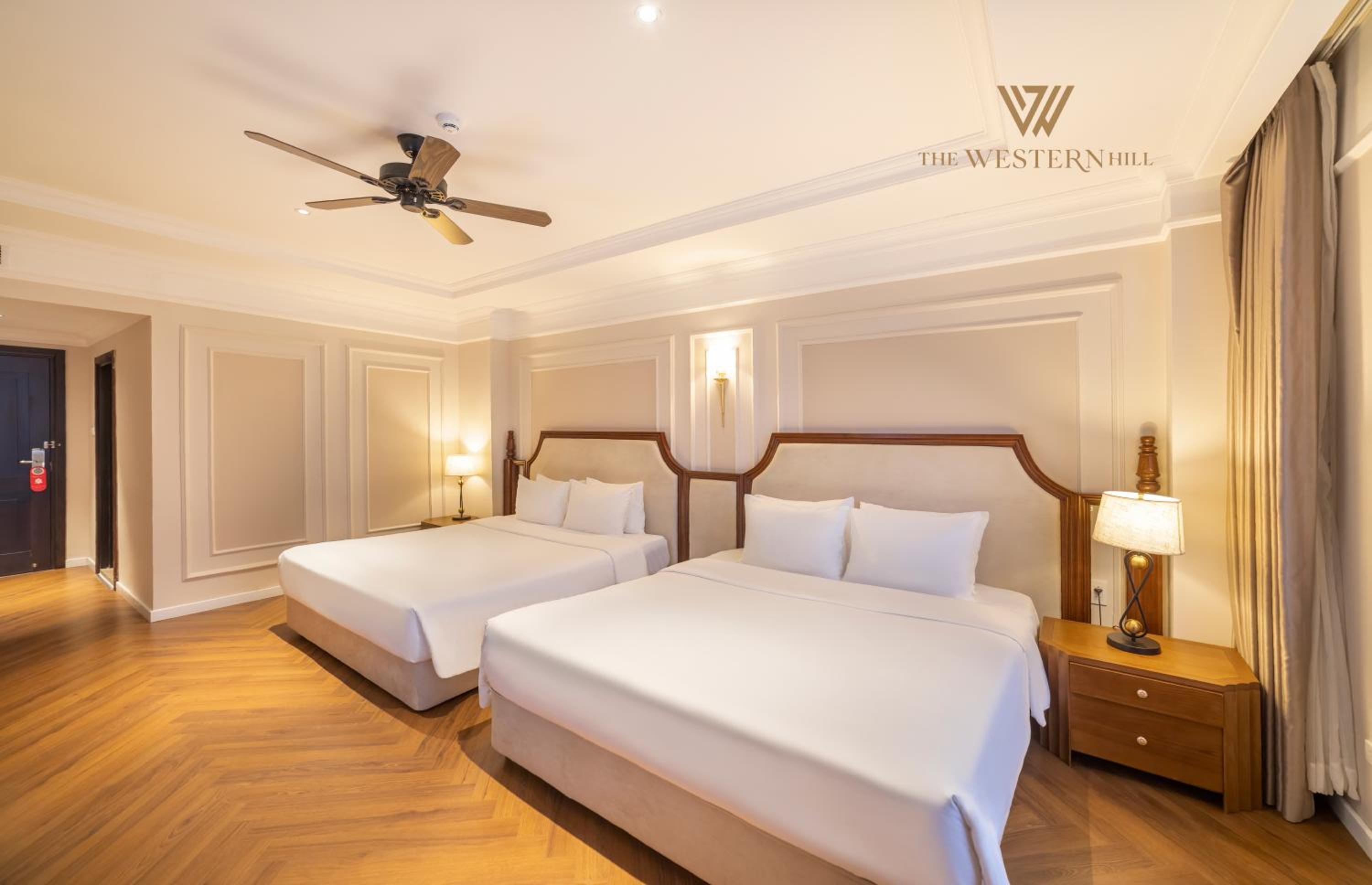 Deluxe Quadruple Room photo 3