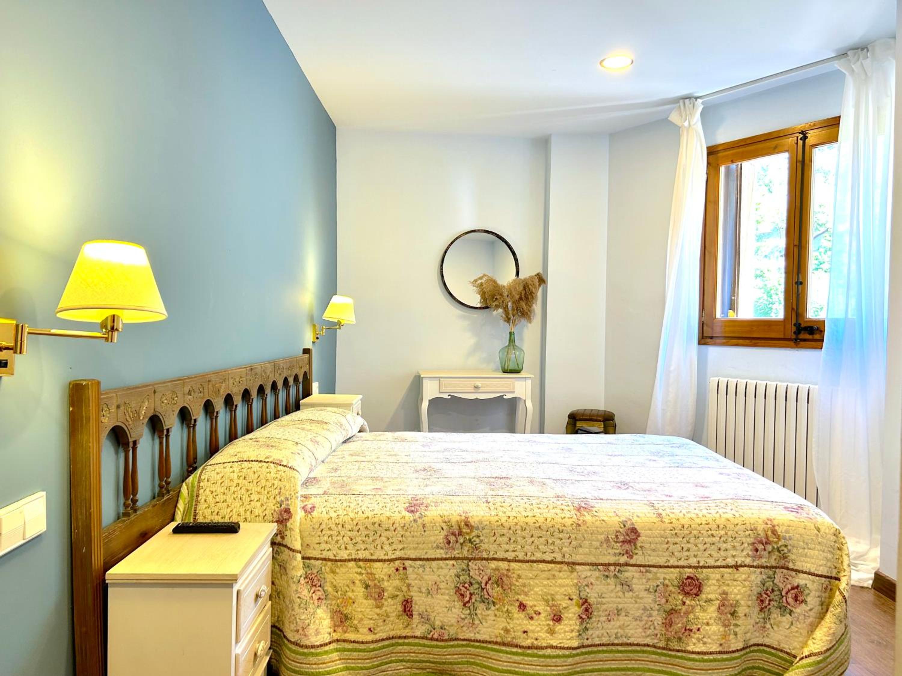 Habitación Doble Estándar o con Dos Camas Individuales.