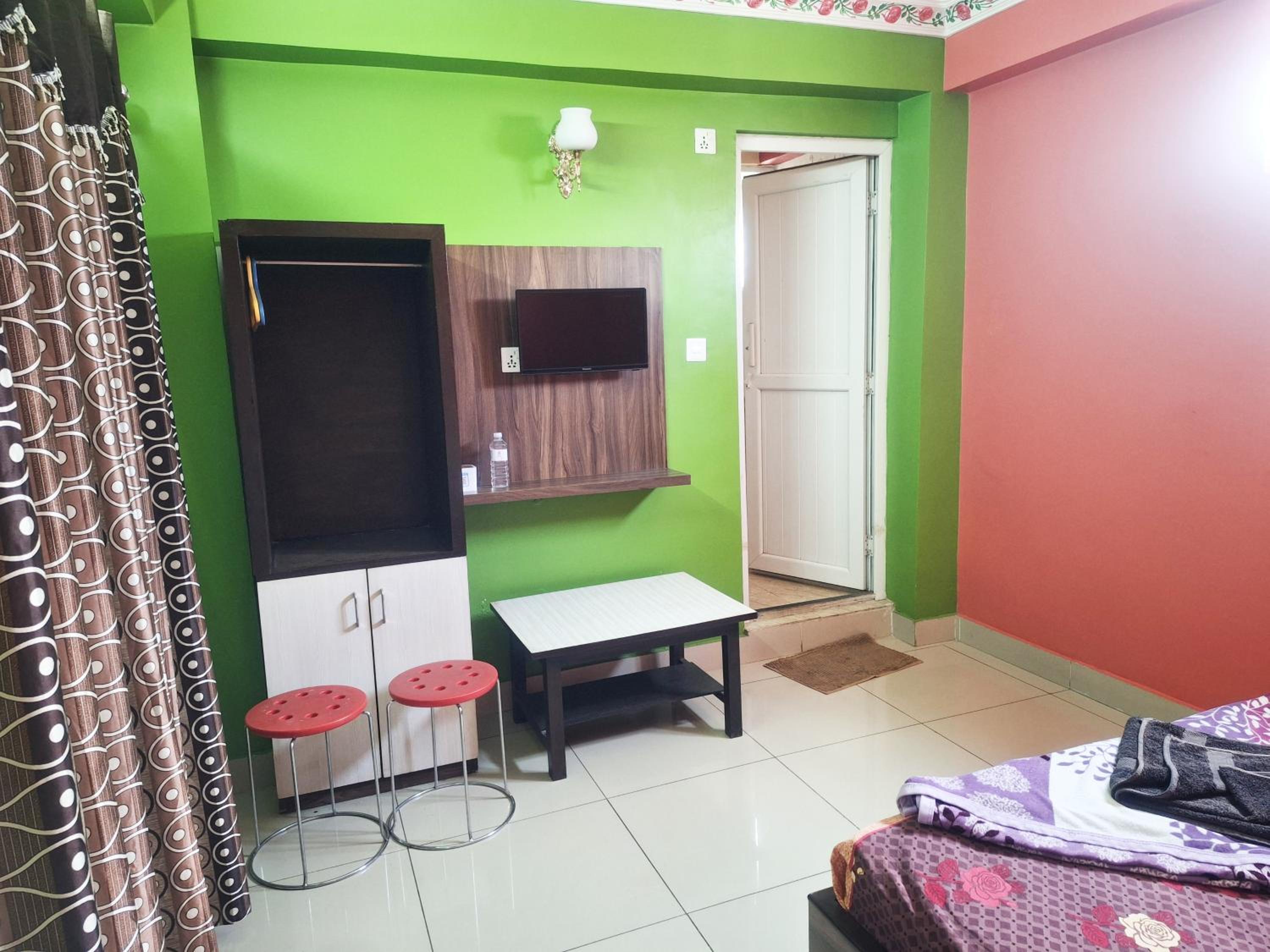 Budget Single Room photo 2