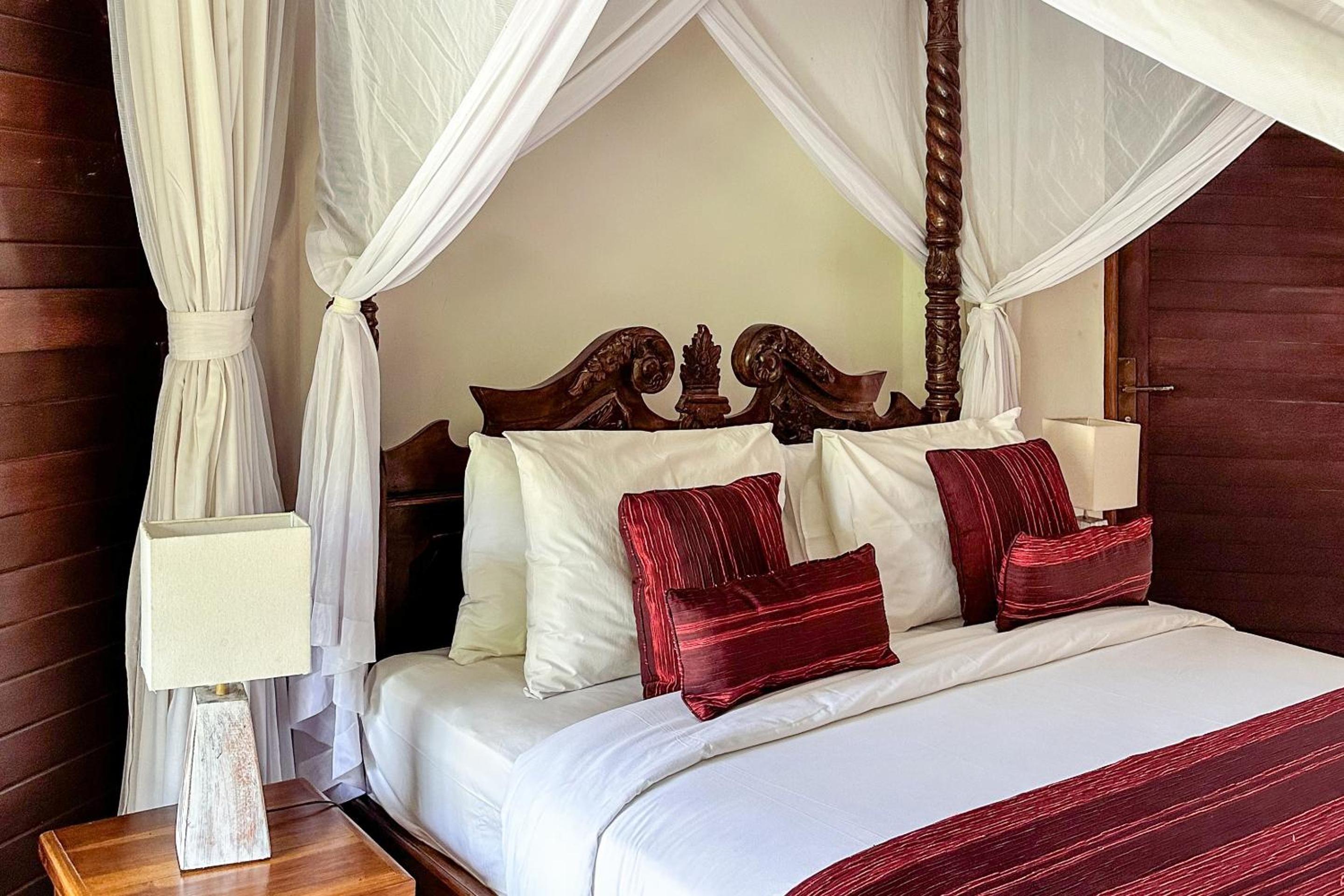 Double Room with Balcony and Pool View or Garden View - Photo 4