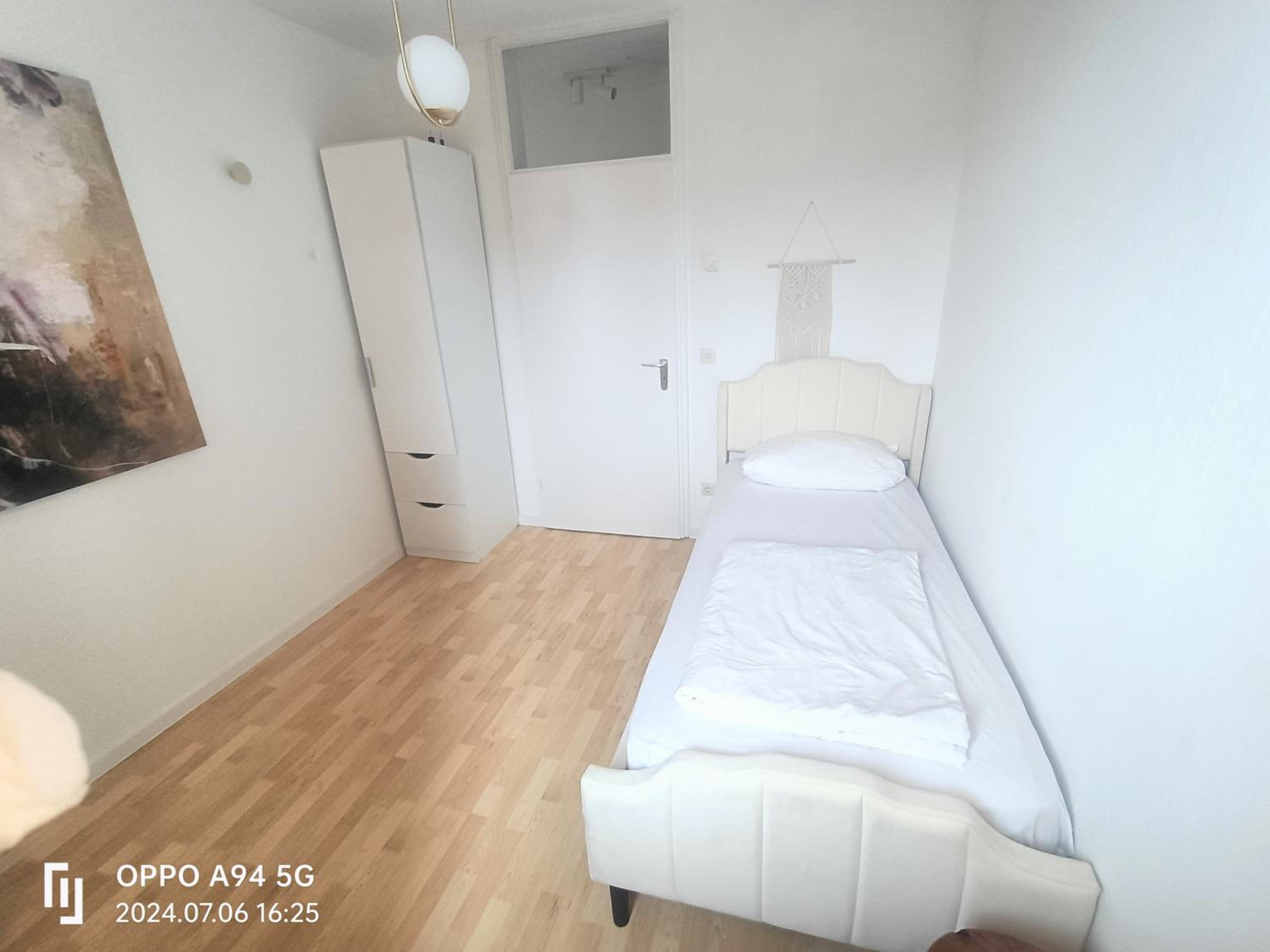 Apartment with Balcony photo 1