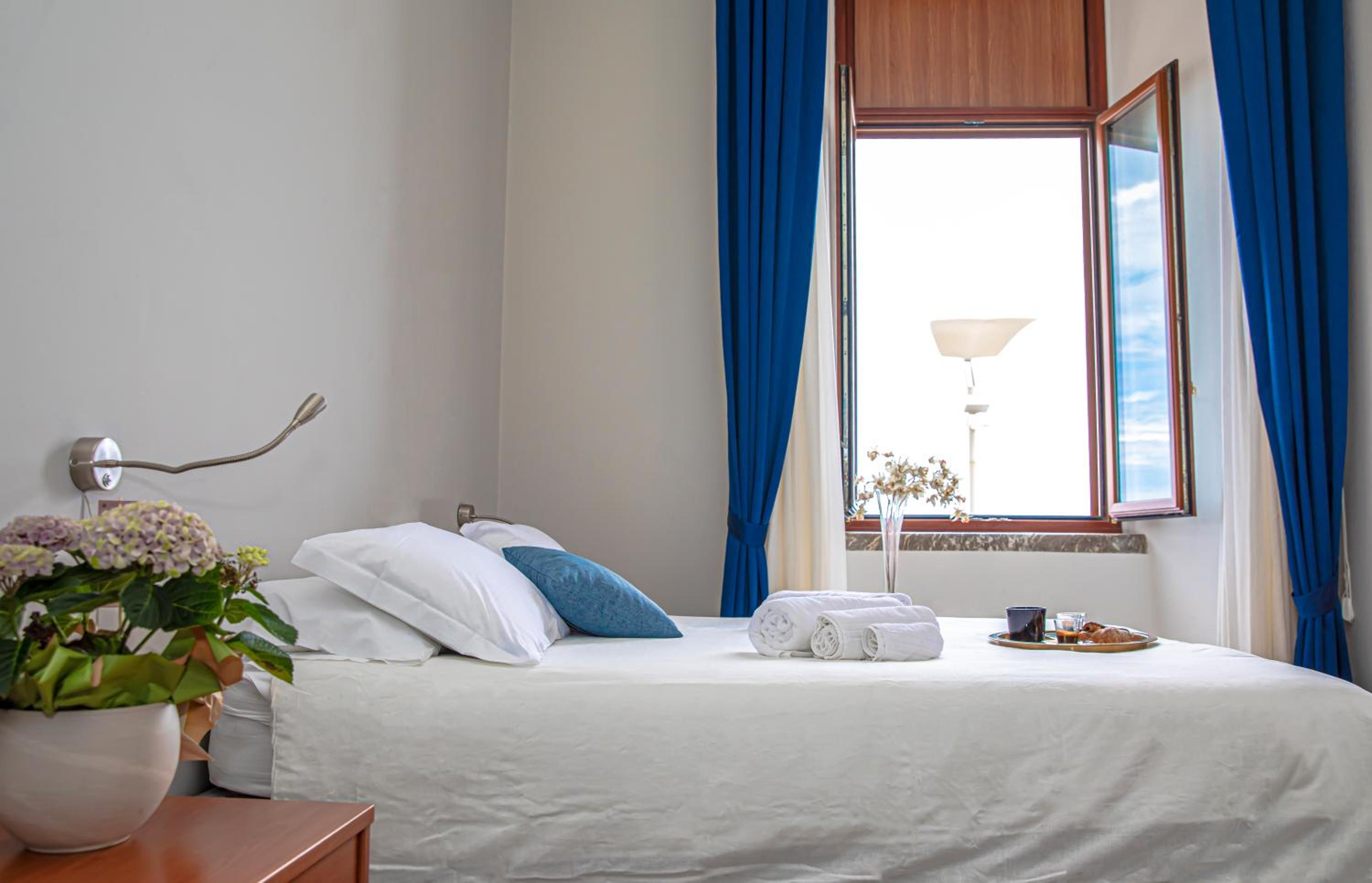 Triple Room with Sea View photo 1
