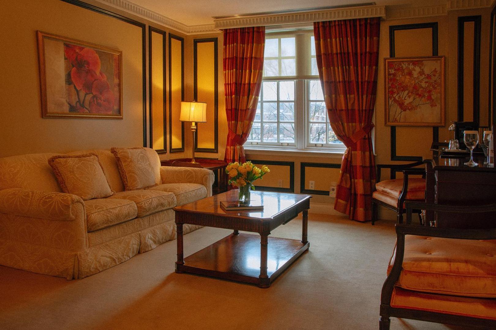 Two-Bedroom Suite - Photo 1