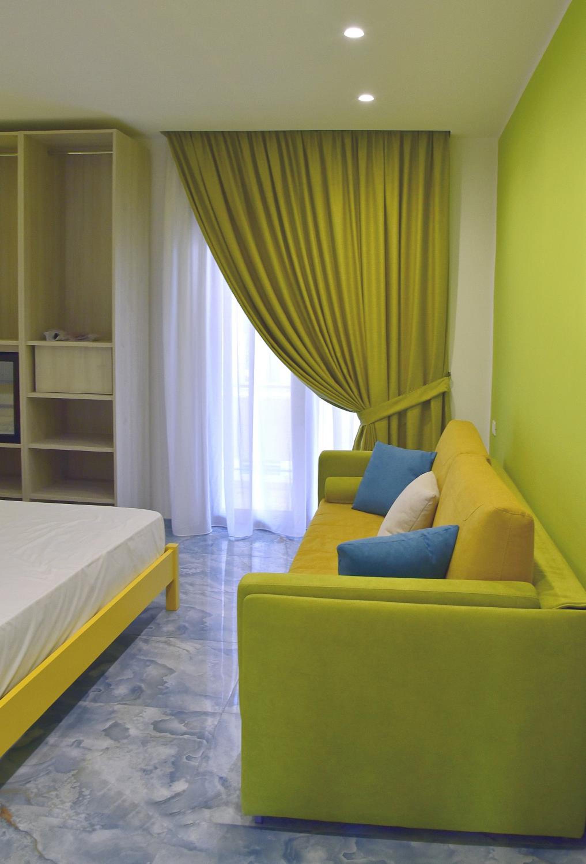 Family Room with Terrace photo 3