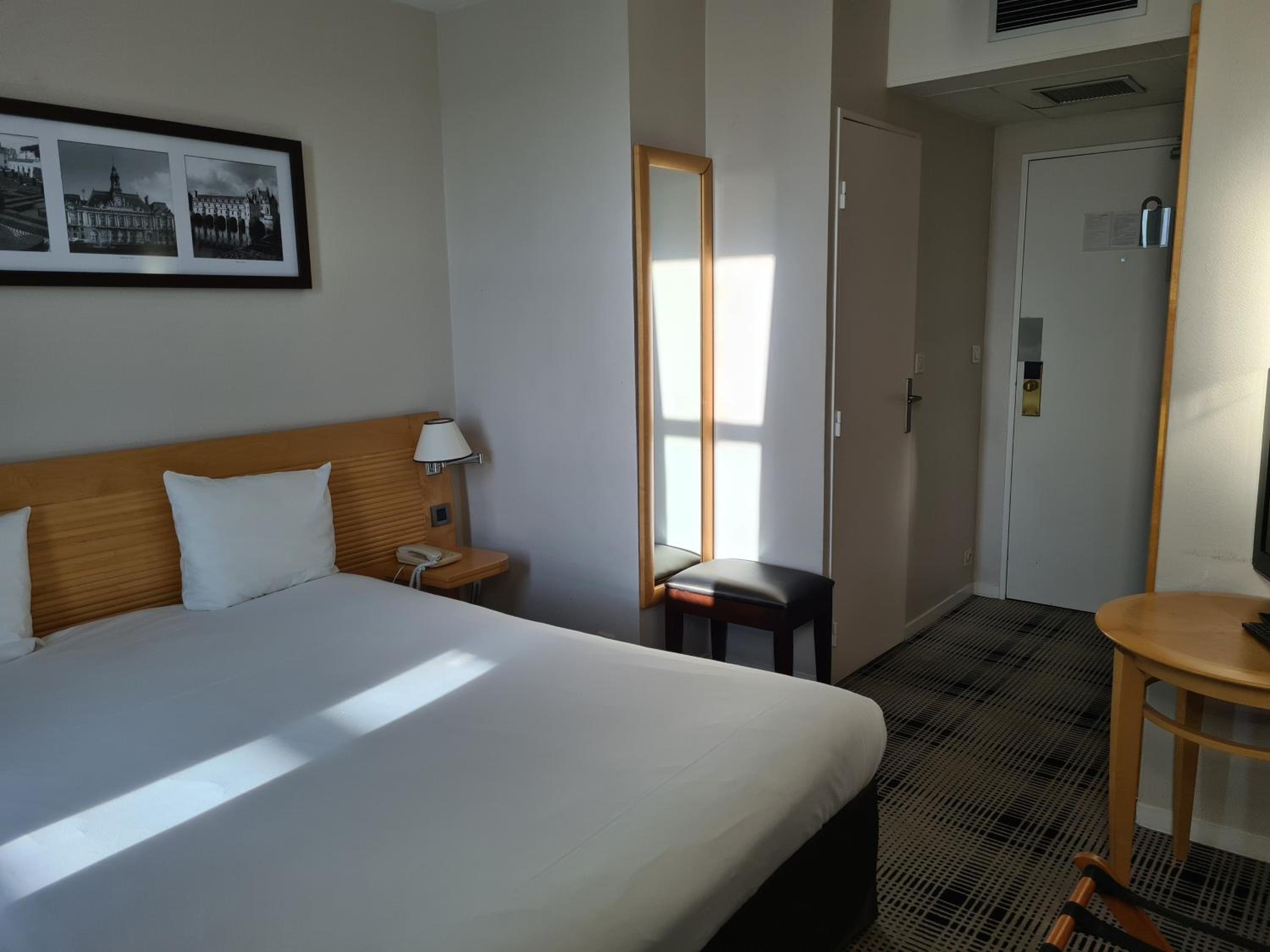 Standard Room - Photo 2