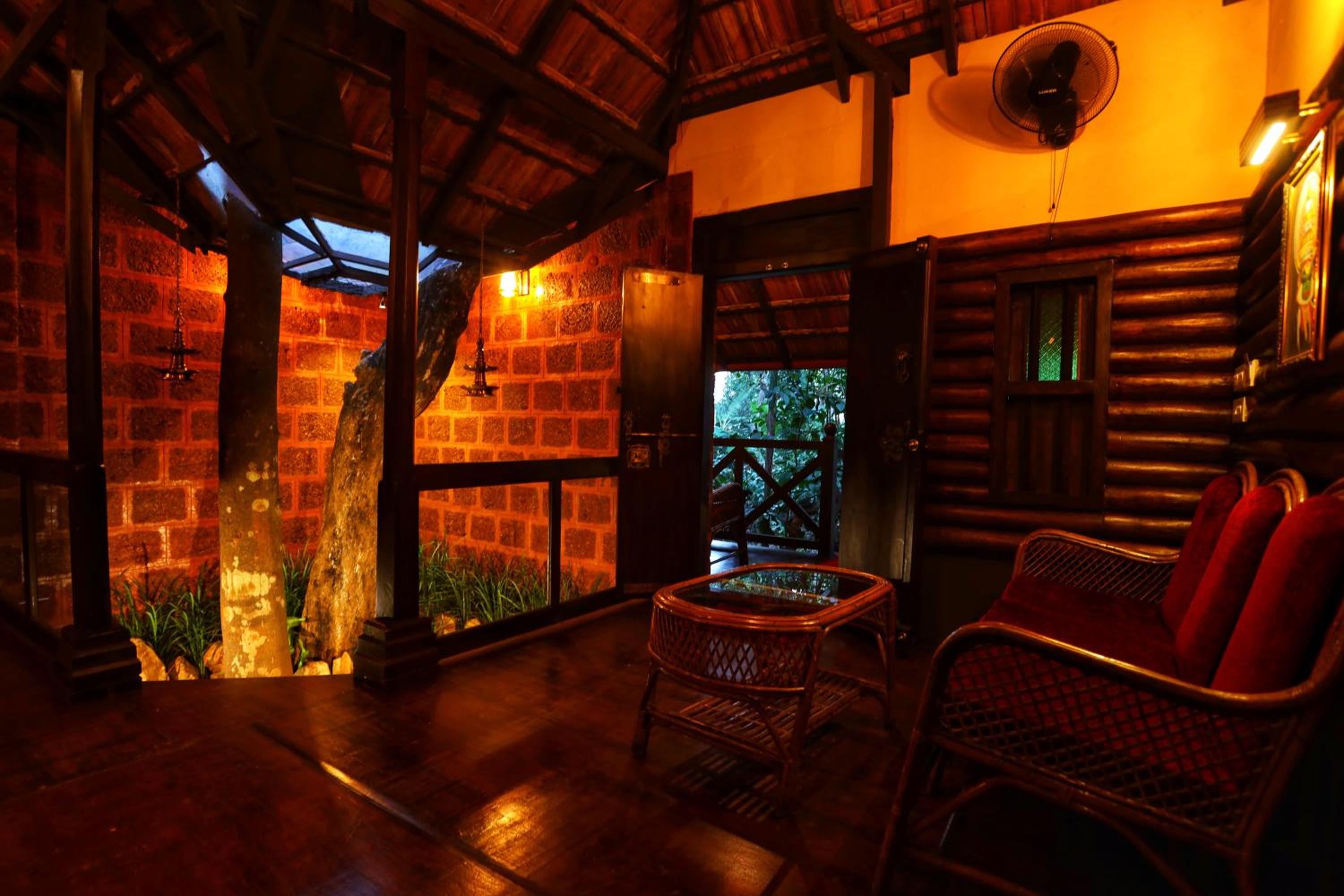 Courtyard Tree Villa photo 1