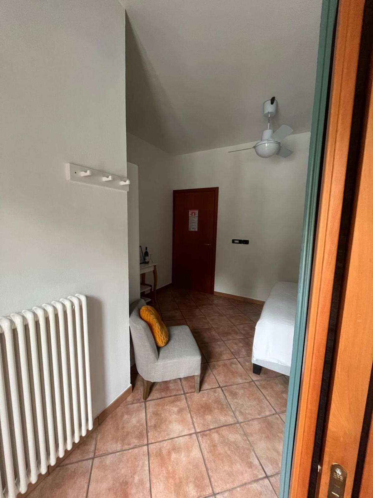 Large Double Room photo 2